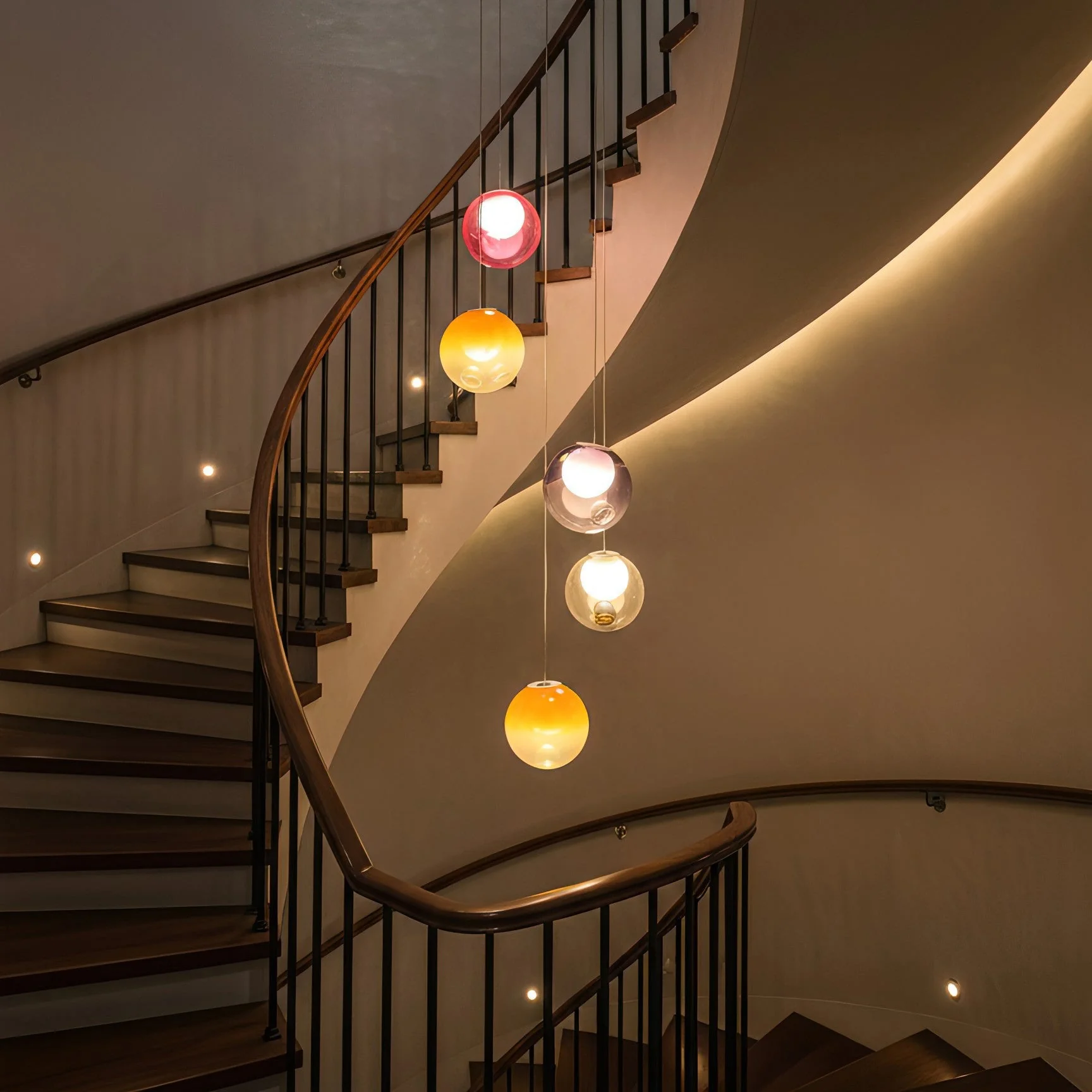 Haile Modern Glass Pendant Light - Image 9