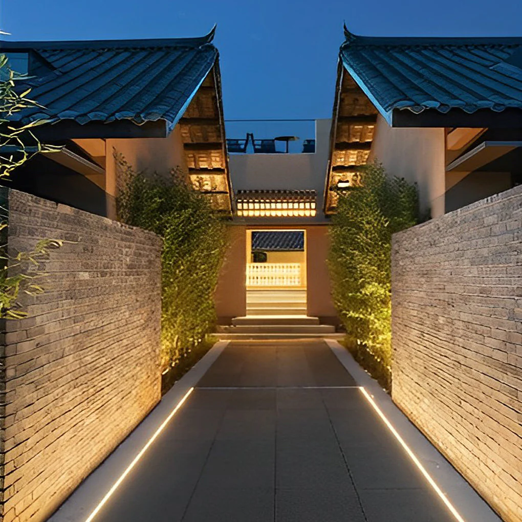 Adjustable Warm Solar LED Strip Lights Outdoor Remote Controlled Illumination - Image 5