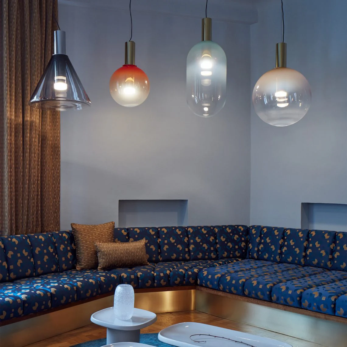 Aeris Minimalist Glass Pendant Lamp - Image 28