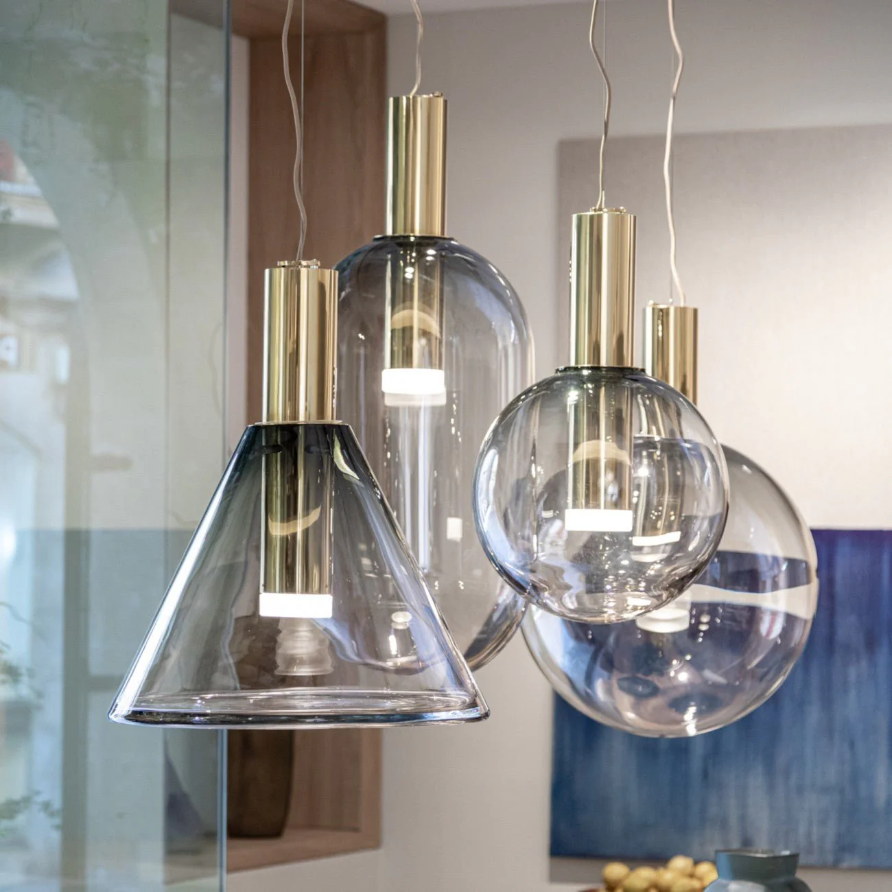Aeris Minimalist Glass Pendant Lamp - Image 52