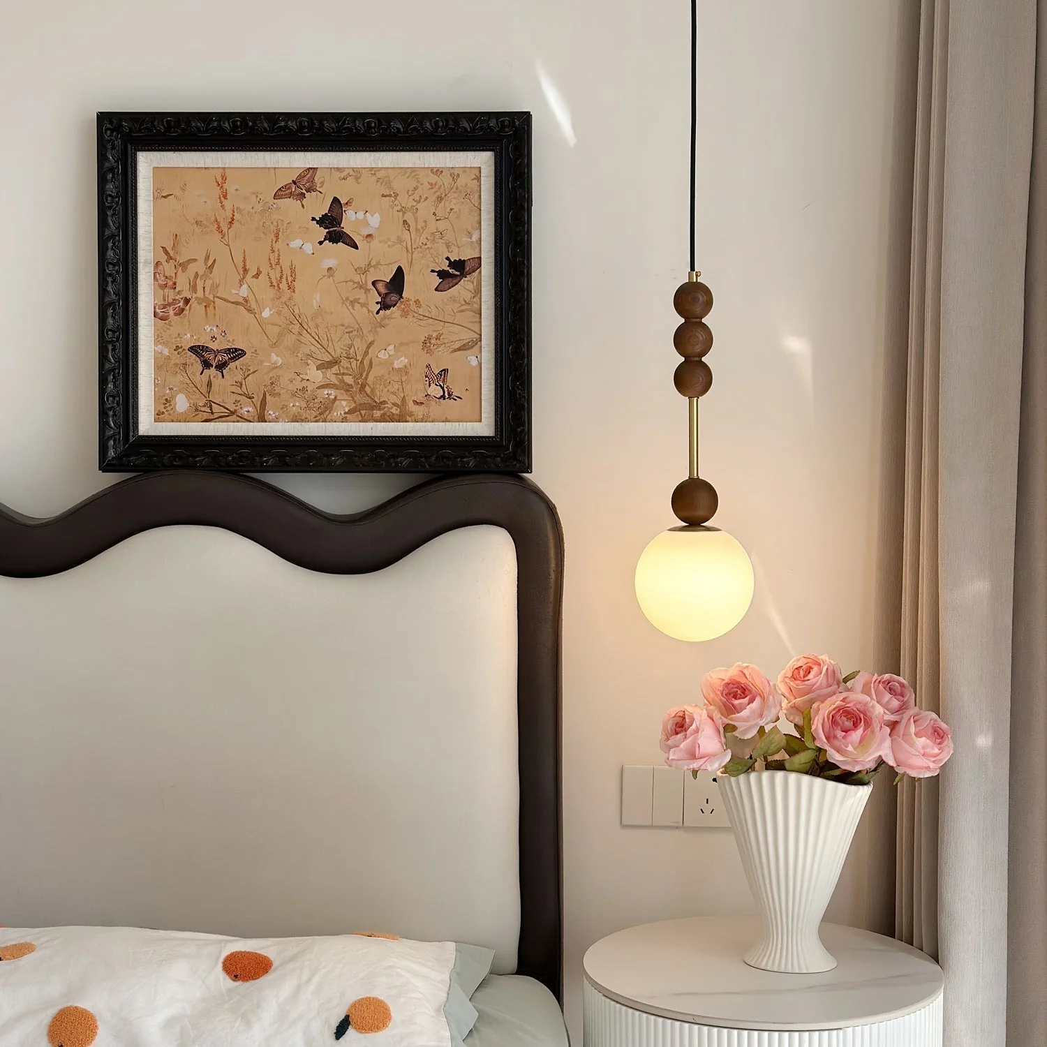 Aeris Minimalist Wood Pendant Lamp - Image 13