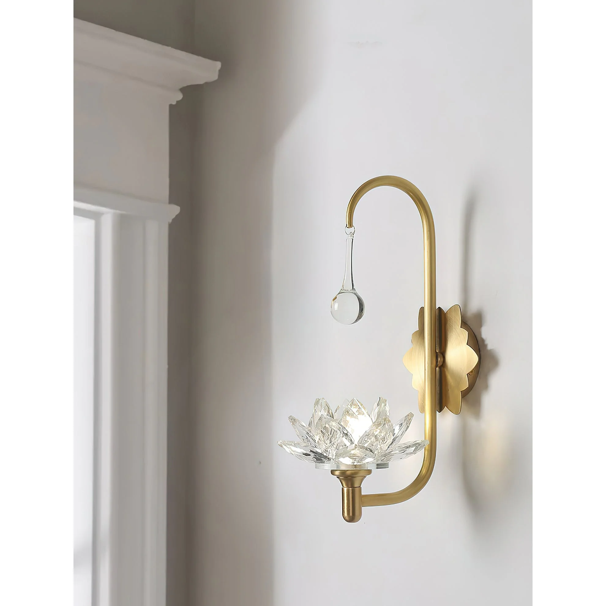 Alberto Contemporary Brass Crystal Wall Light - Image 10