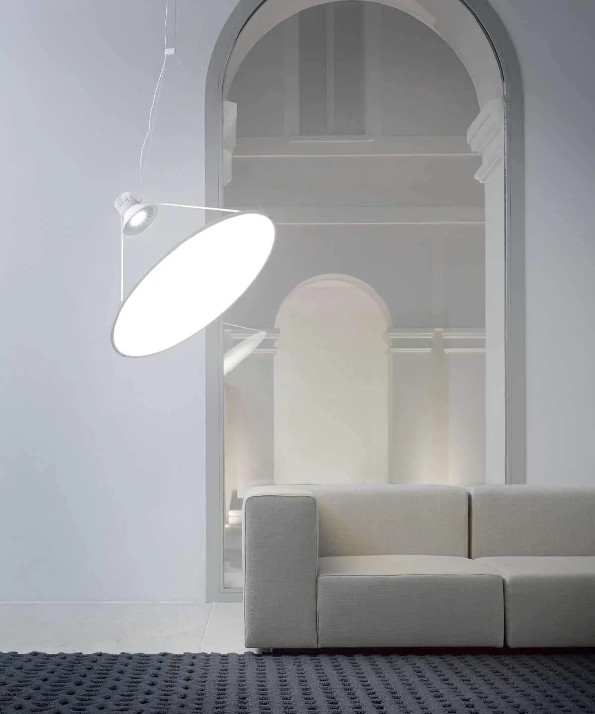 Aleris Steel Minimalistic Pendant Lamp - Image 11