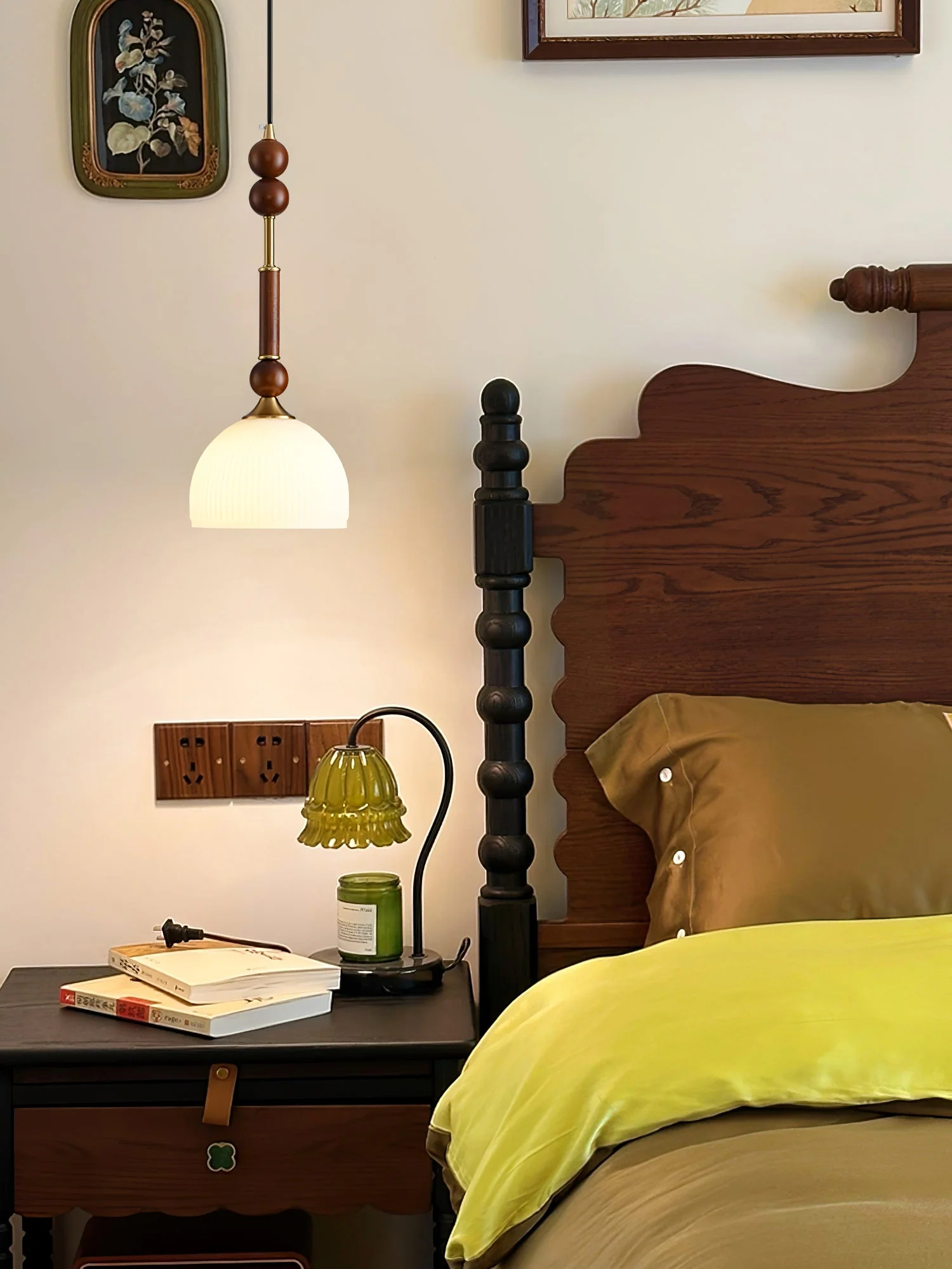 AmberGlow Vintage Wood Pendant Lamp - Image 34