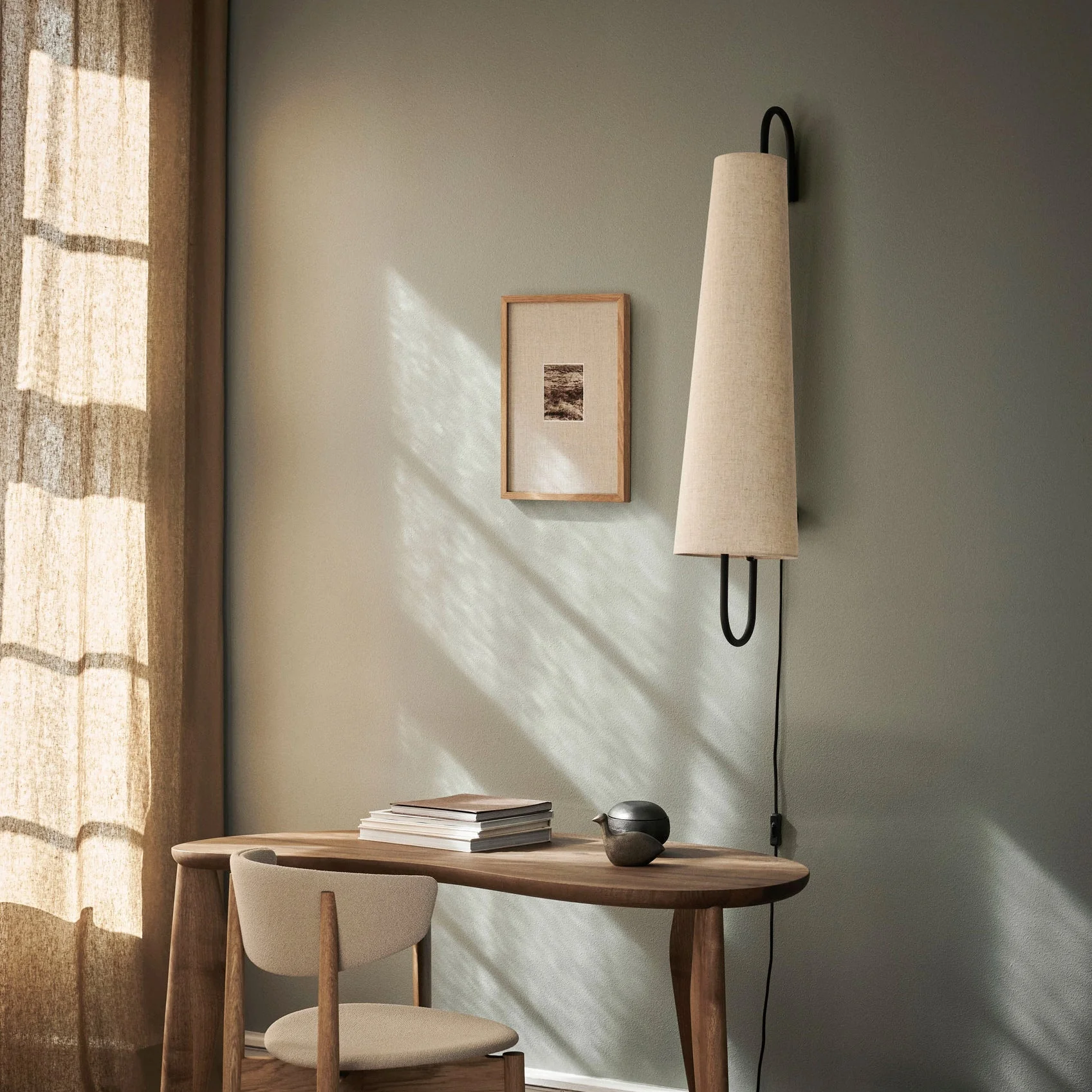 Ancora Modern Fabric Wall Light - Image 2