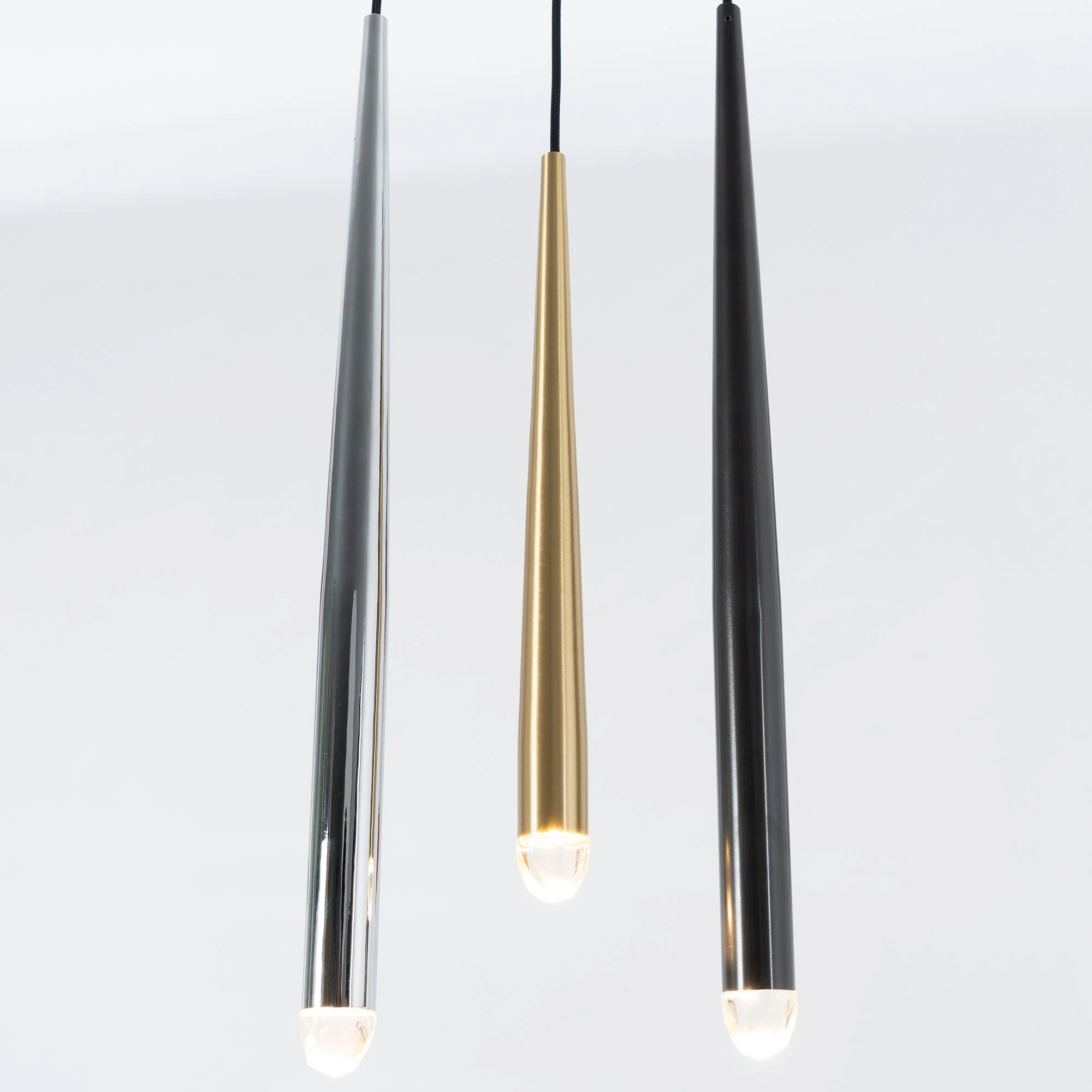 Aquitaine Minimalist Brass Chandelier - Image 29