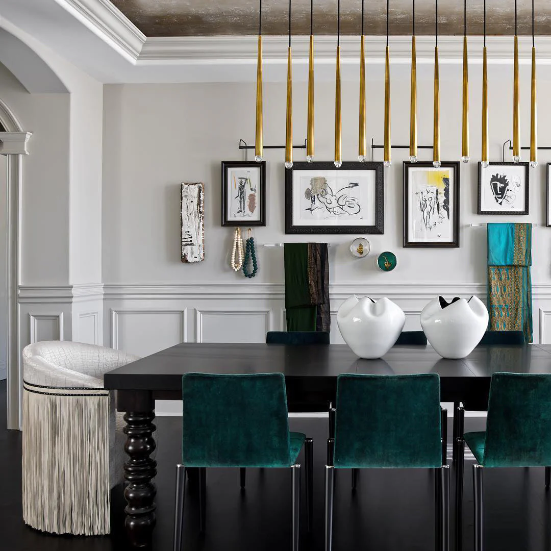 Aquitaine Minimalist Brass Chandelier - Image 5