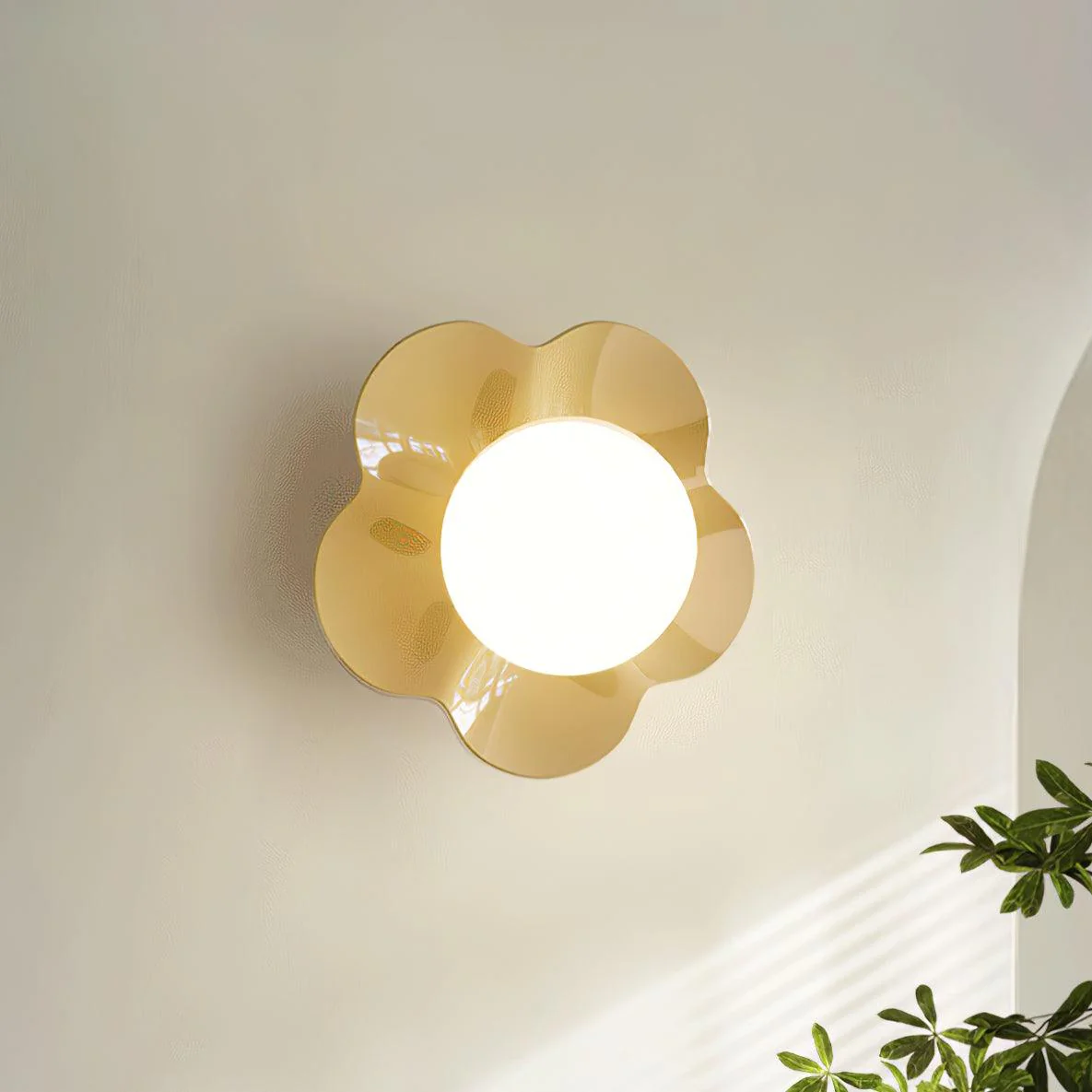Arcore Resin Playful Wall Lamp - Image 13