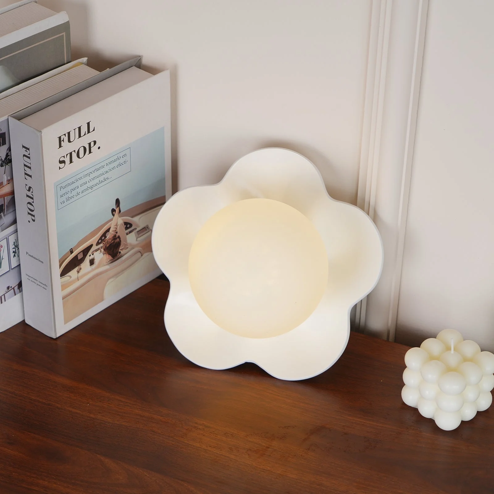 Arcore Resin Playful Wall Lamp - Image 41