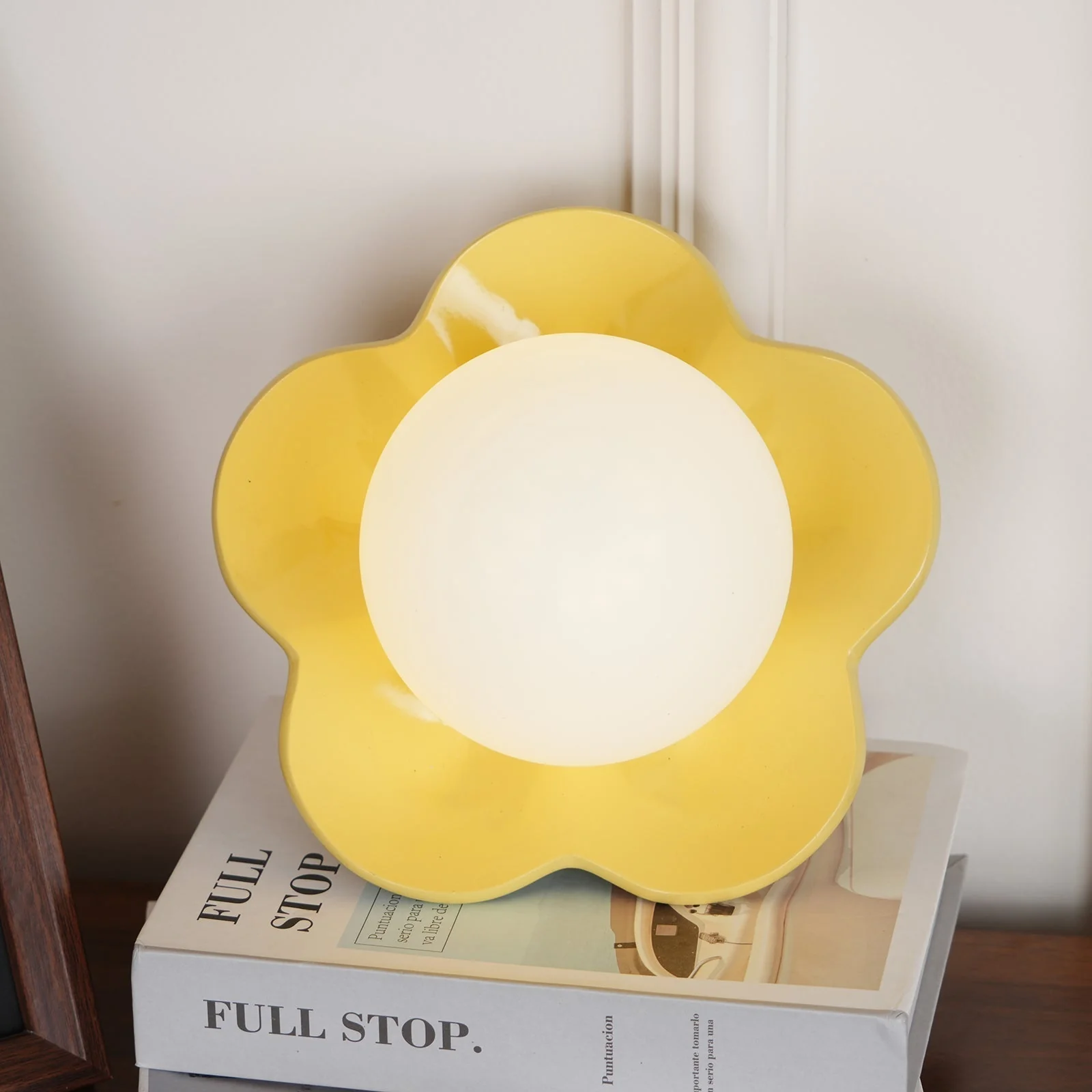 Arcore Resin Playful Wall Lamp - Image 49