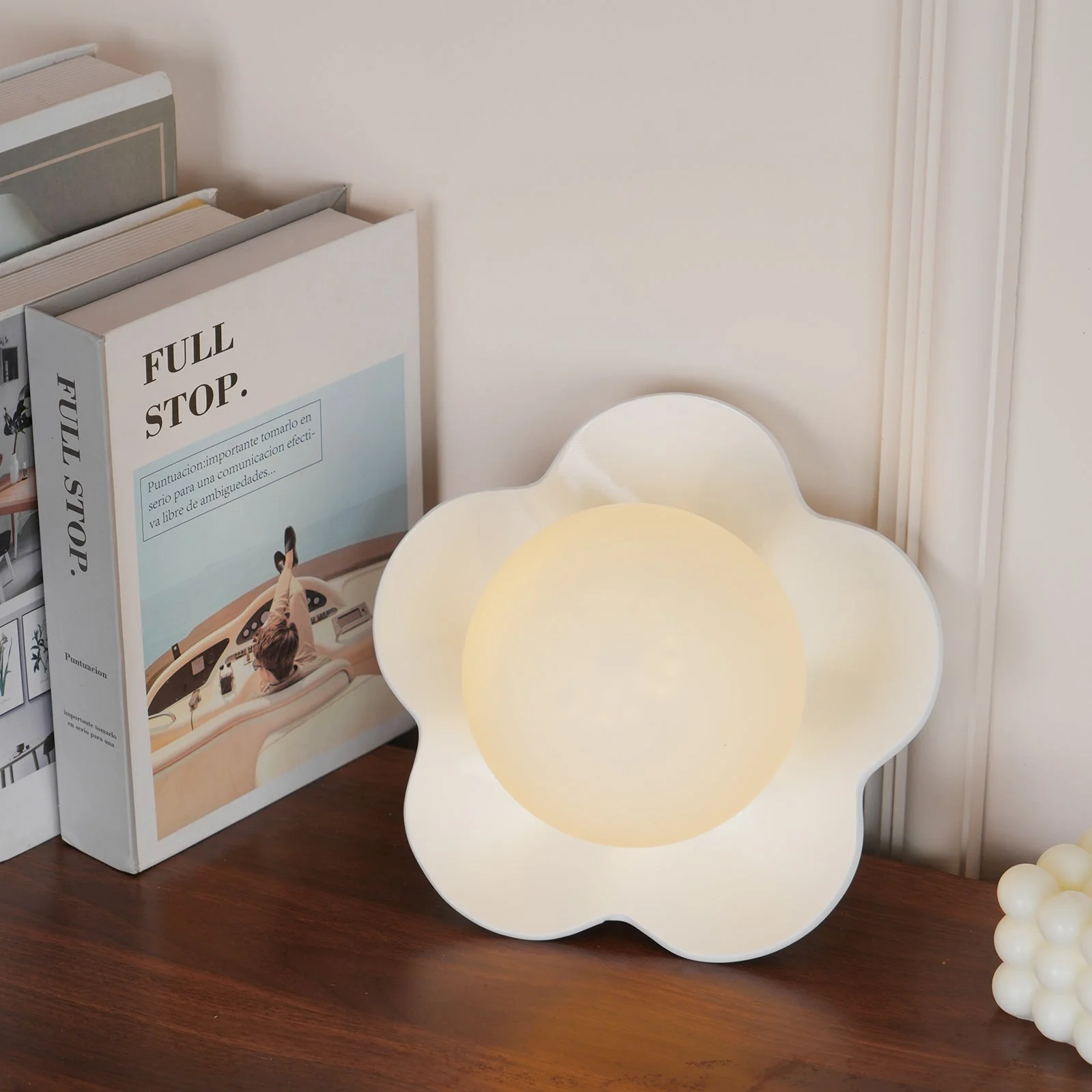 Arcore Resin Playful Wall Lamp - Image 69