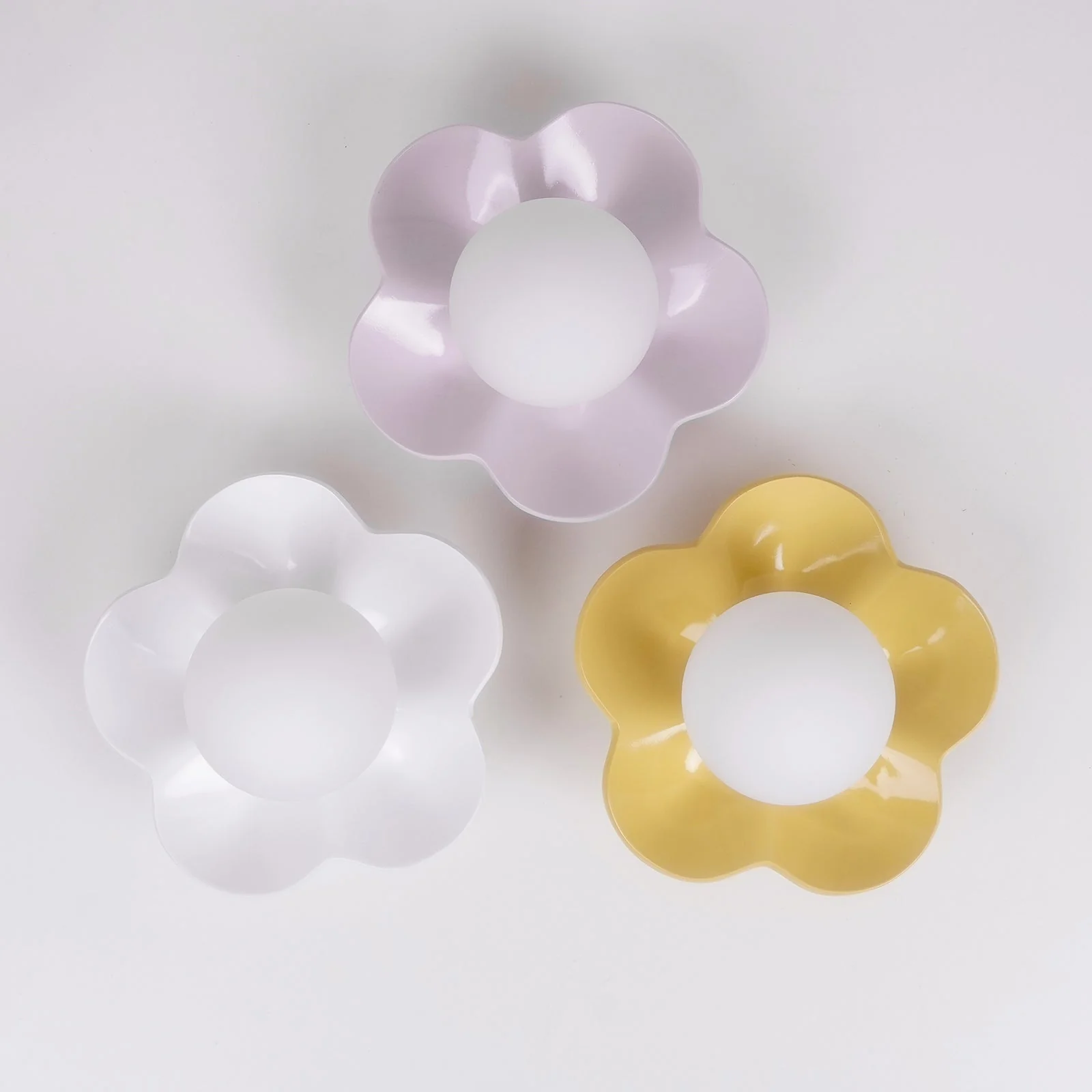 Arcore Resin Playful Wall Lamp - Image 8