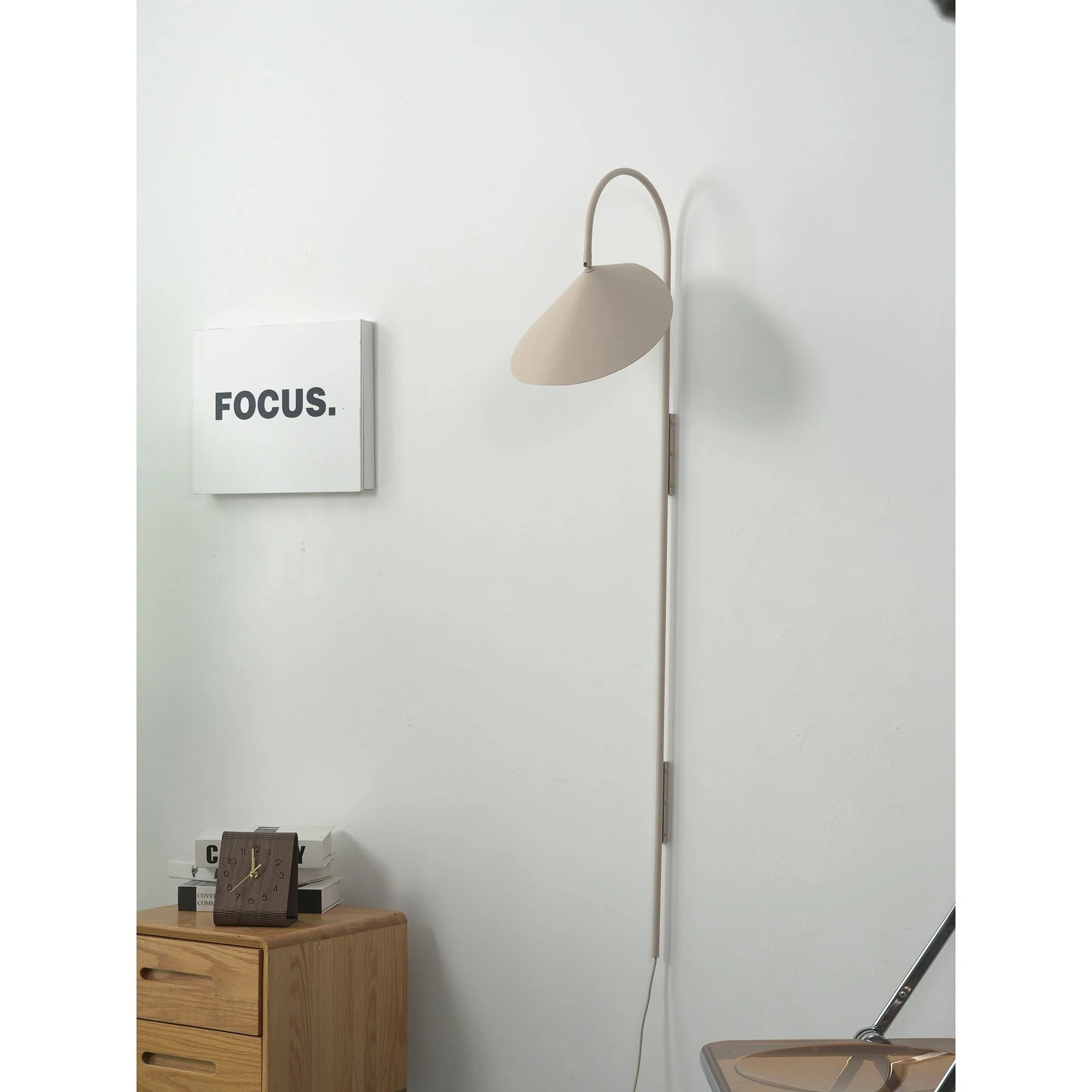 Arum Minimalist Wall Light - Image 31