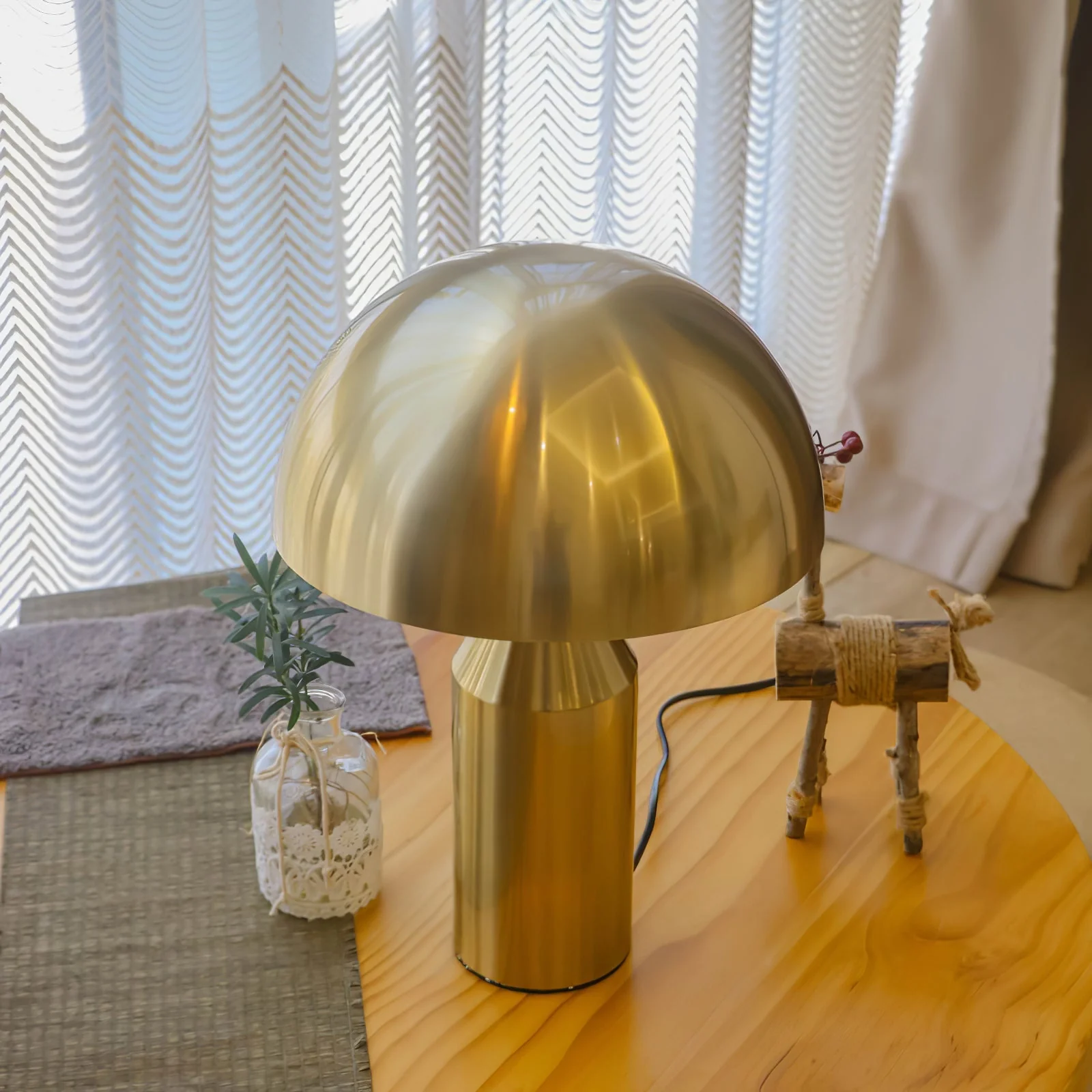 Atollo Modern Table Lamp - Image 4