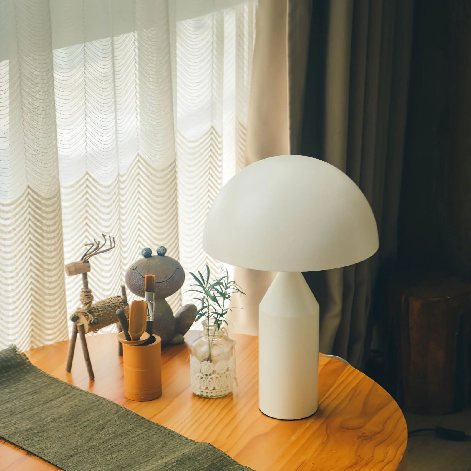 Atollo Modern Table Lamp - Image 6