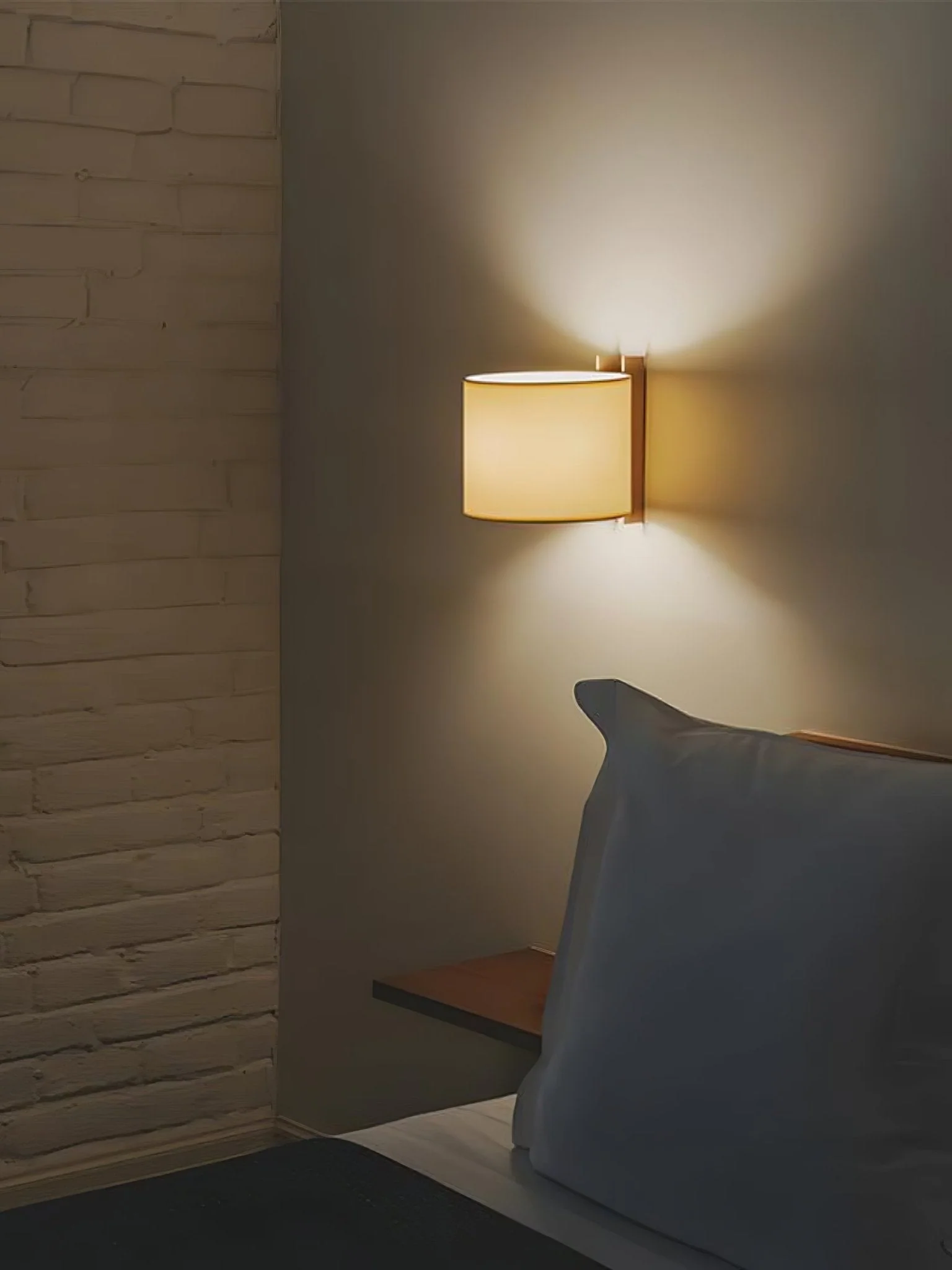 Aura Minimalist Fabric Wall Light - Image 2
