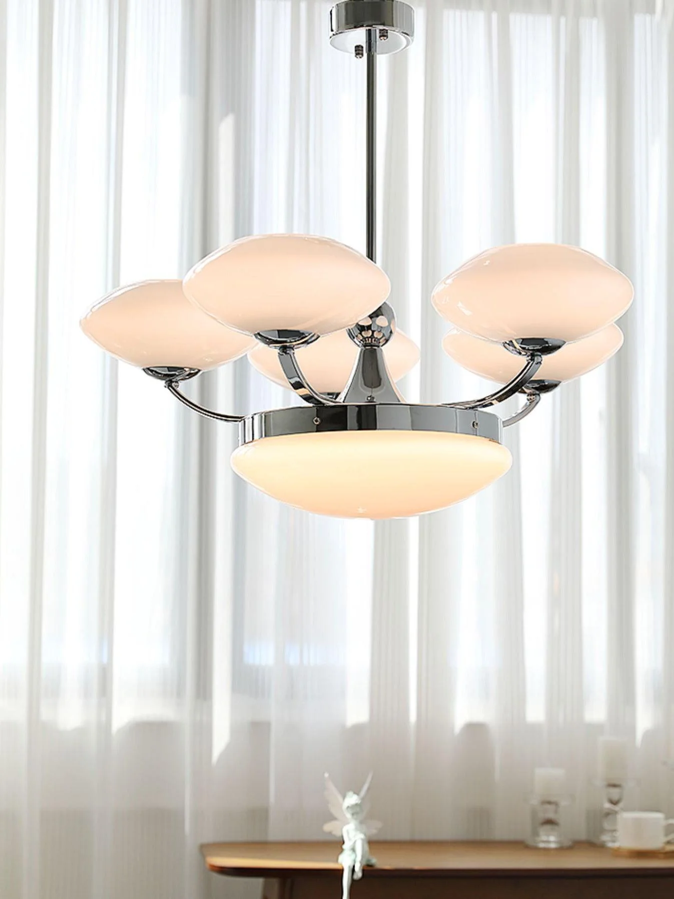 Aurelia Classic Glass Chandelier - Image 10