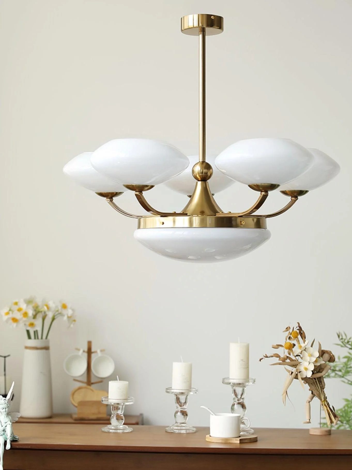 Aurelia Classic Glass Chandelier - Image 6