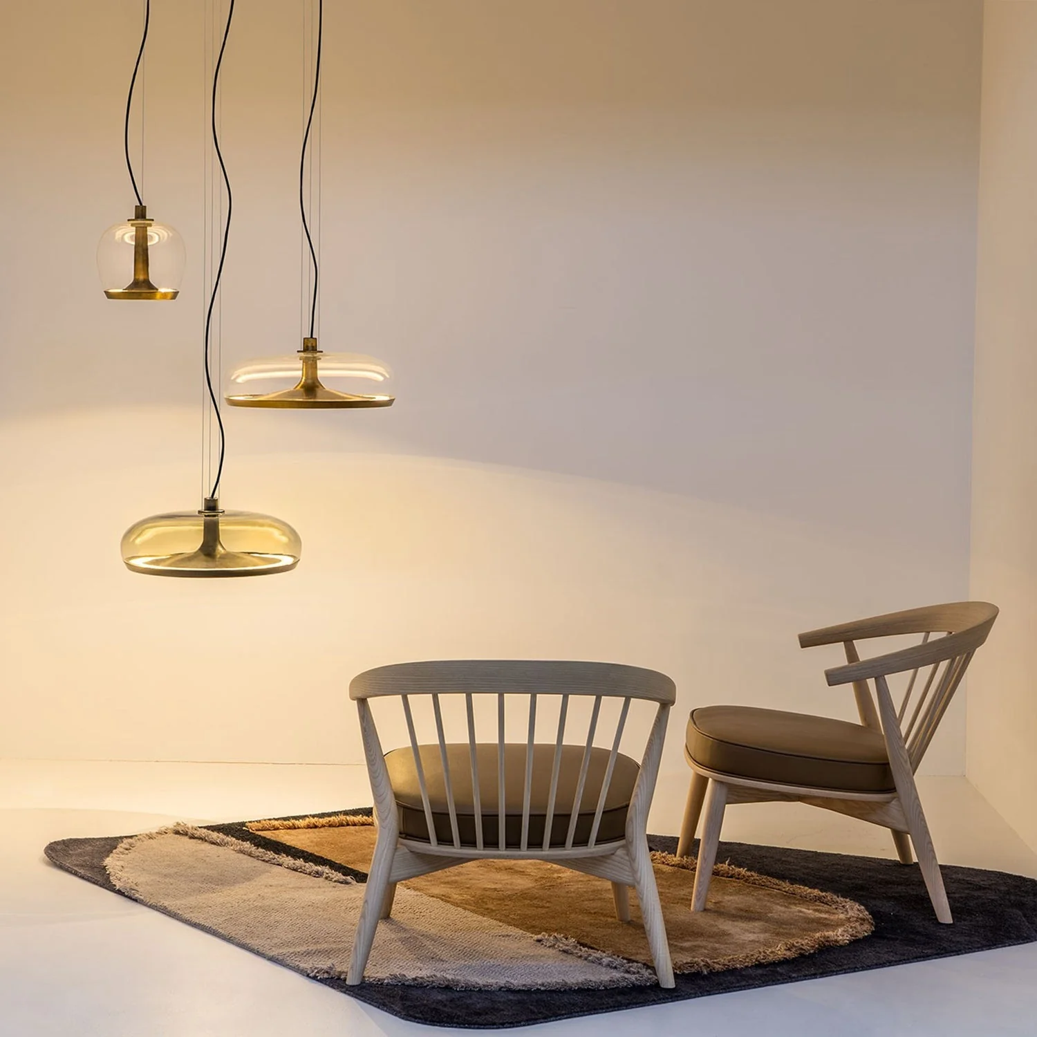 Aurelia Modern Glass Pendant Light - Image 3