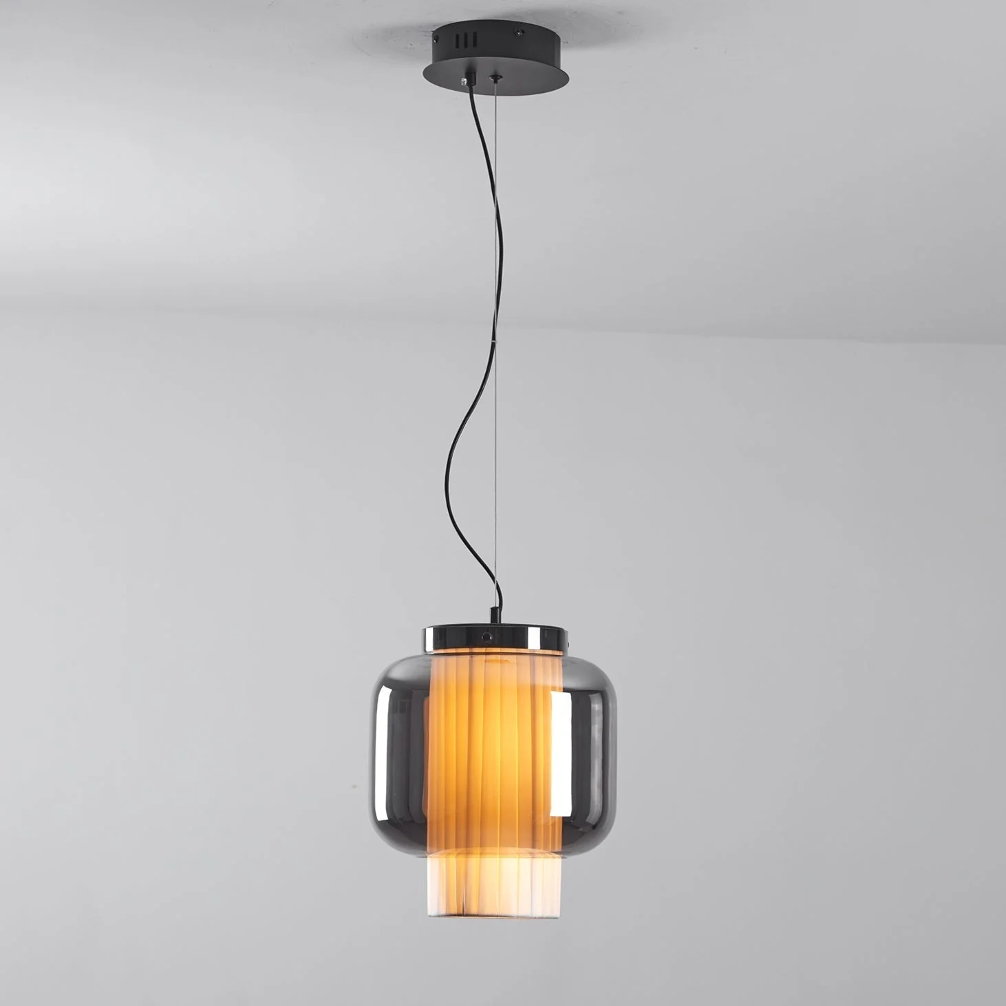 Auren Modern Glass Pendant Lamp - Image 36