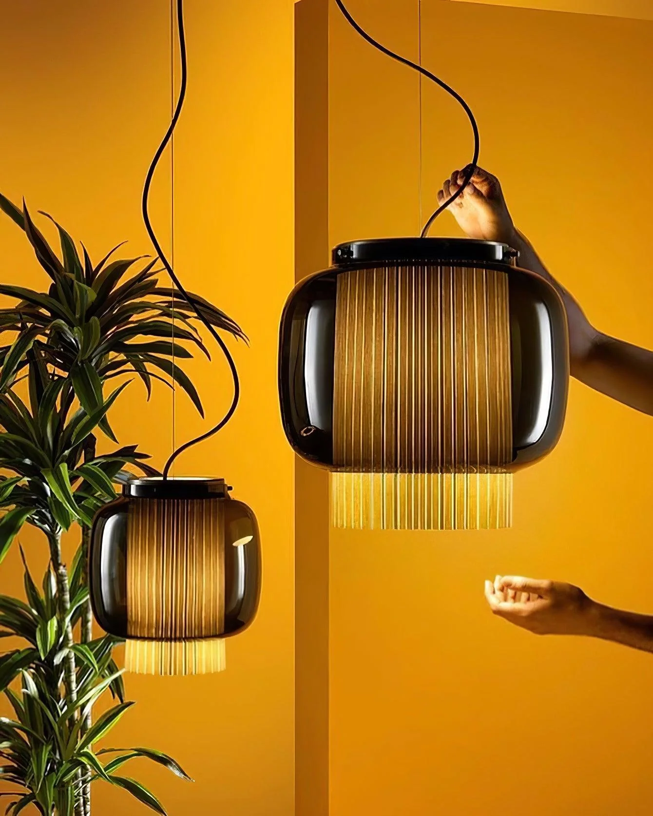 Auren Modern Glass Pendant Lamp - Image 38