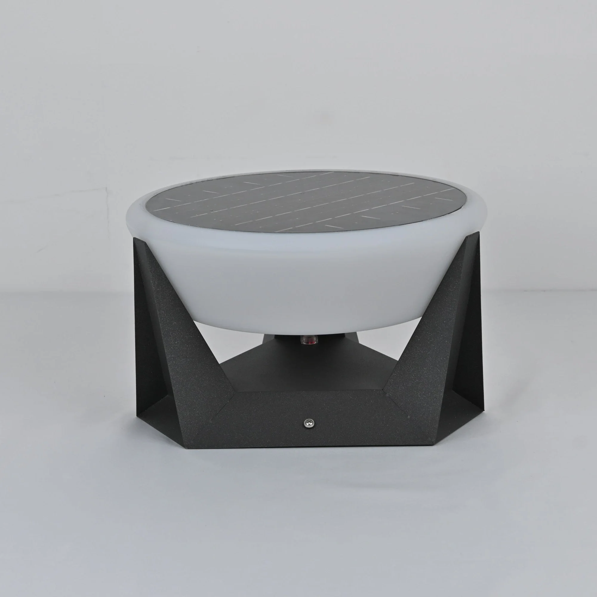 Auren Modern Solar Outdoor Light - Image 8