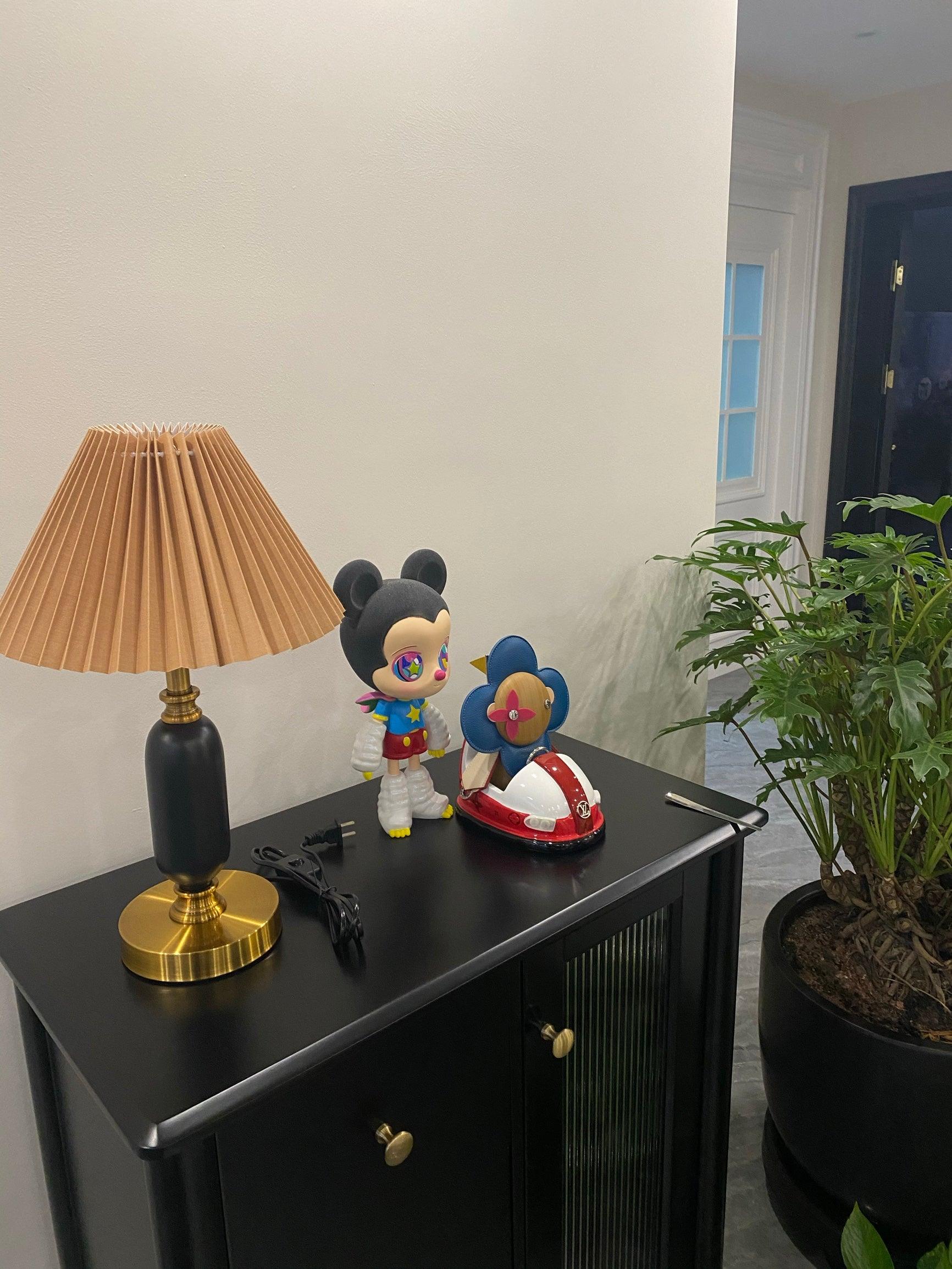 Aurmarila Fabric Table Lamp - Image 5