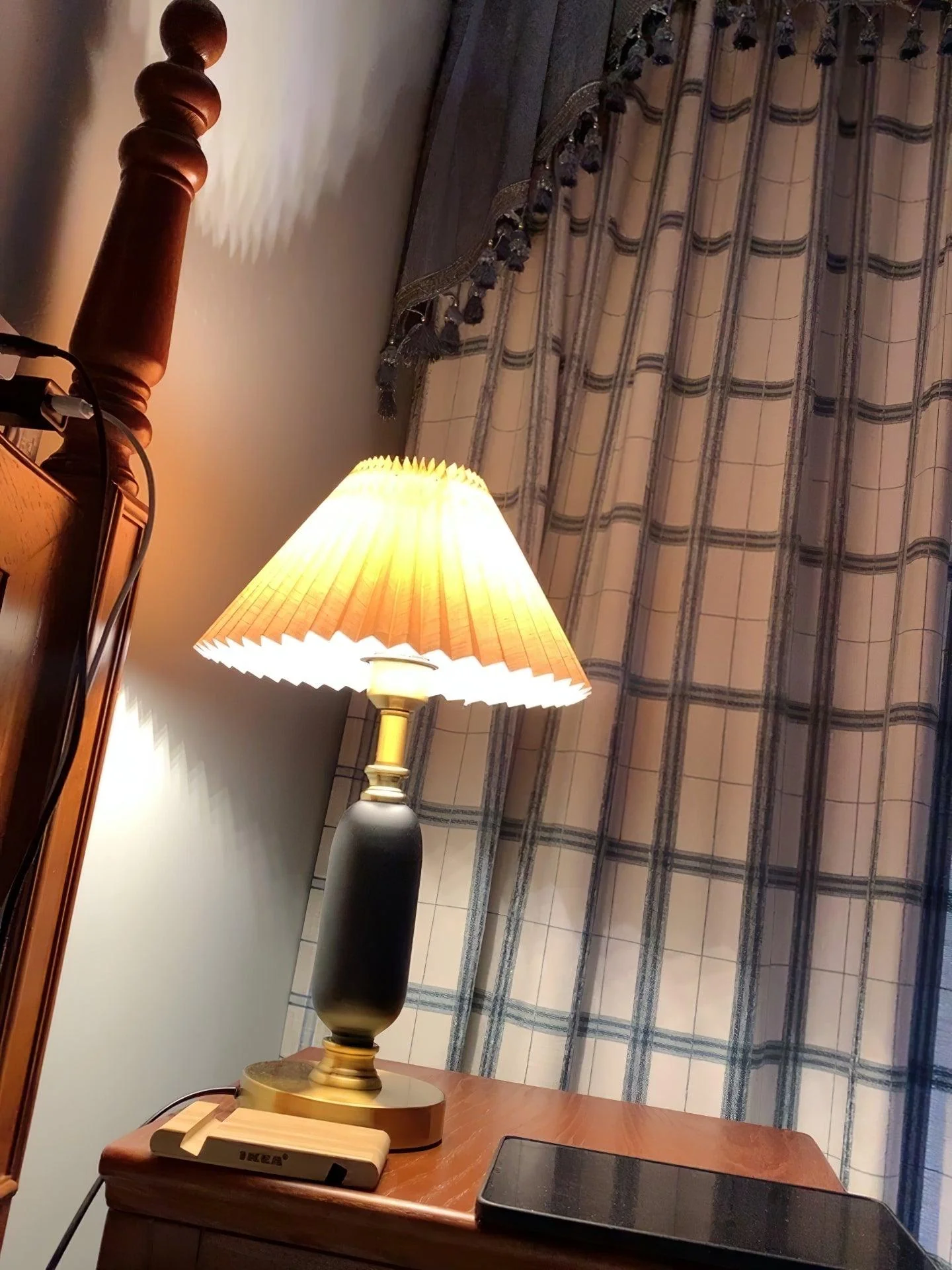 Aurmarila Fabric Table Lamp - Image 9