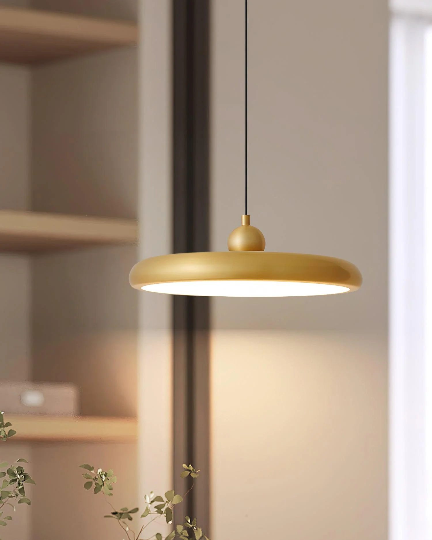 Avelice Brass Glam Pendant Lamp - Image 4