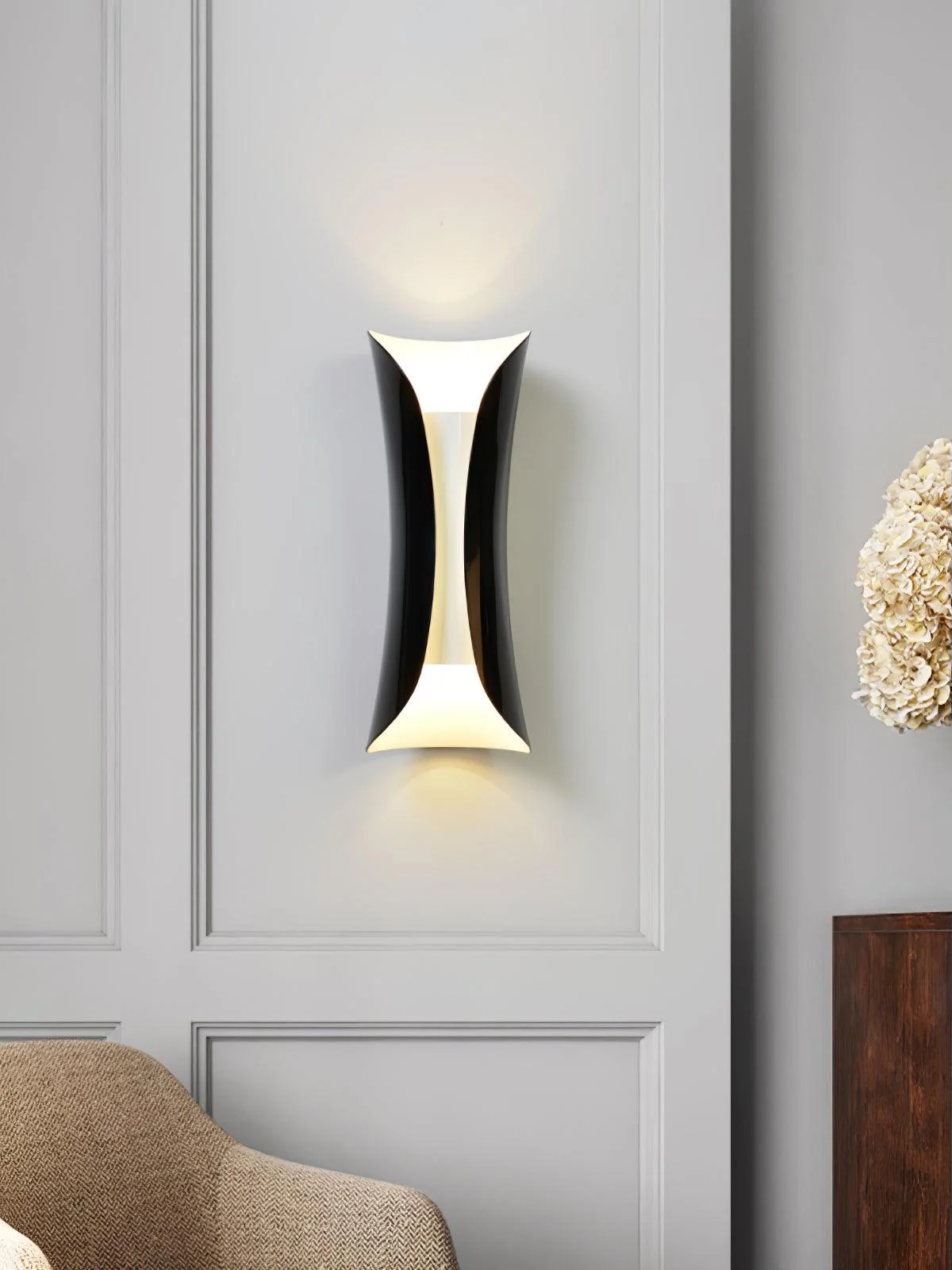 Averra Small Waist Wall Lamp - Image 11