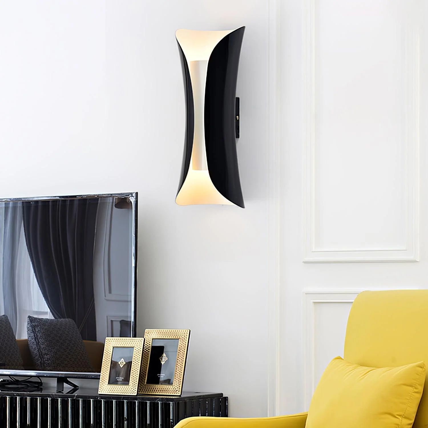 Averra Small Waist Wall Lamp - Image 14
