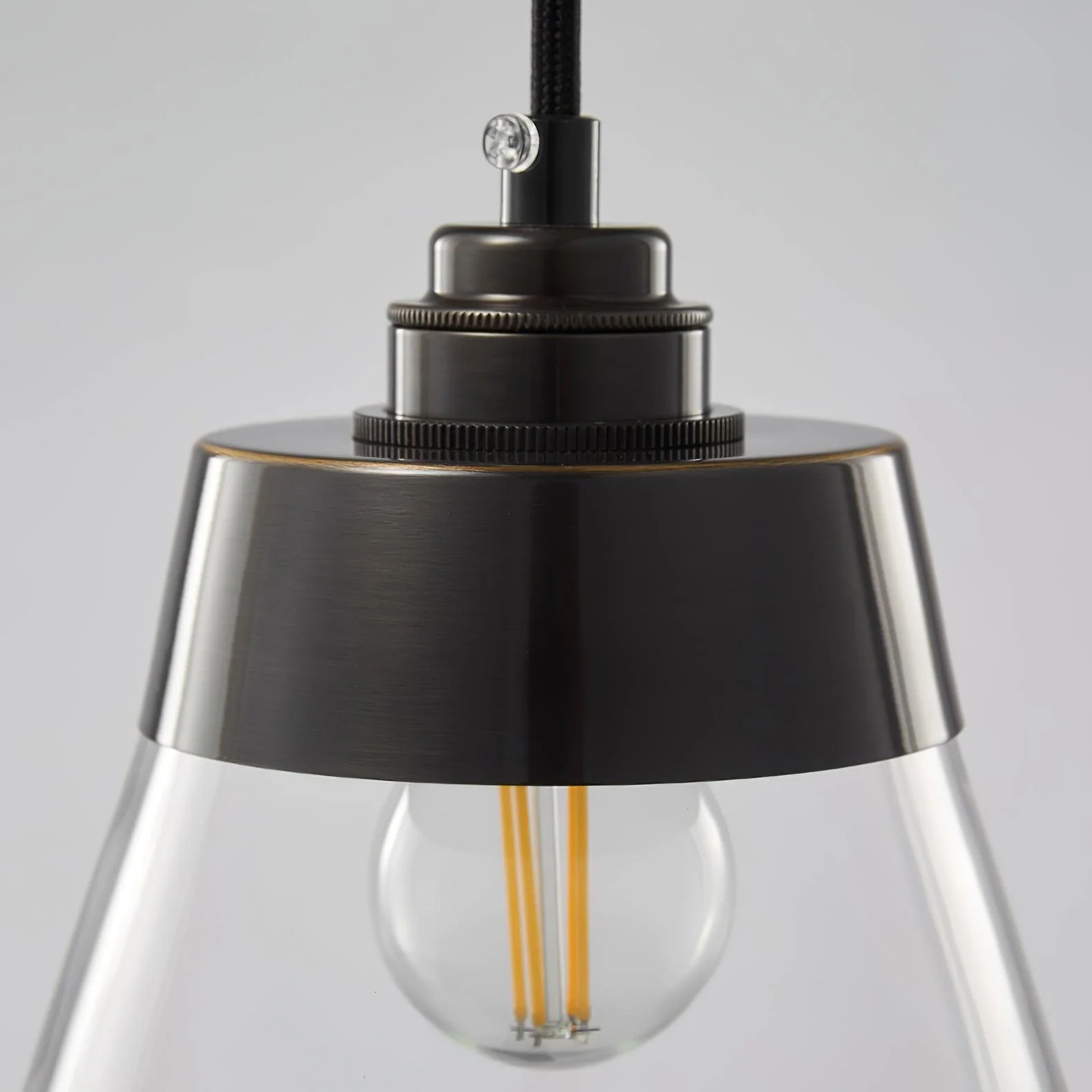 Baskin Minimalist Brass Pendant Light - Image 24