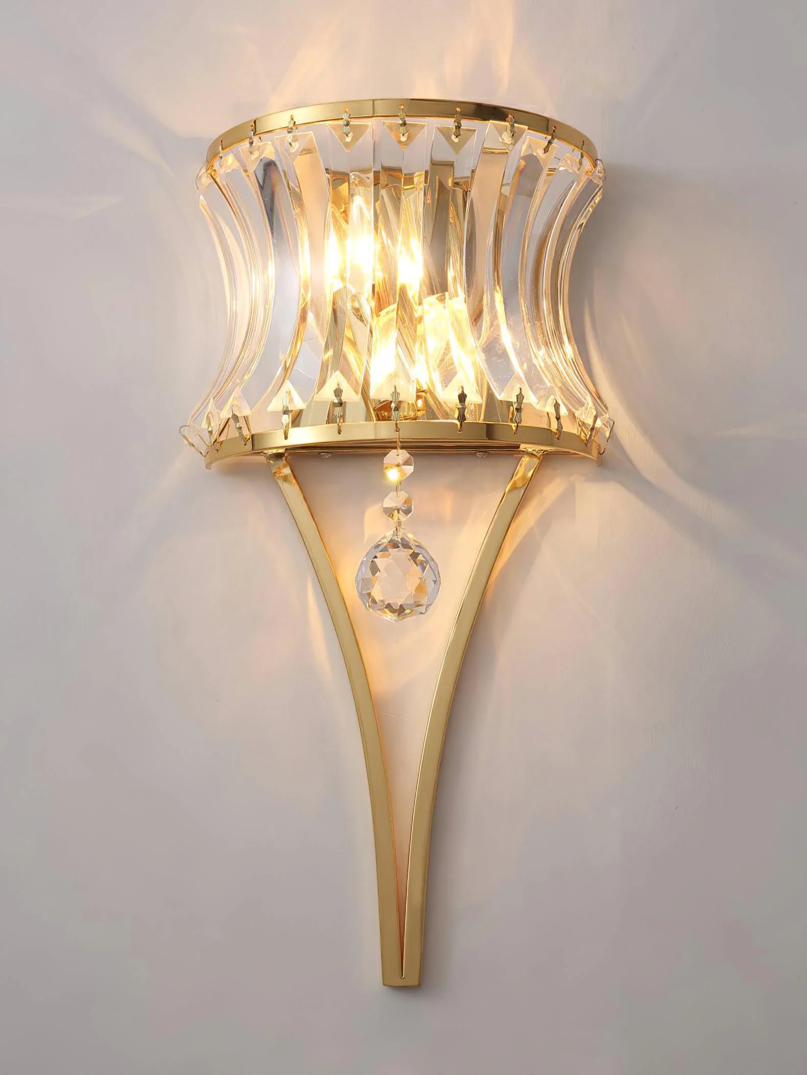 Blair Luxury Wall Lamp - Image 4