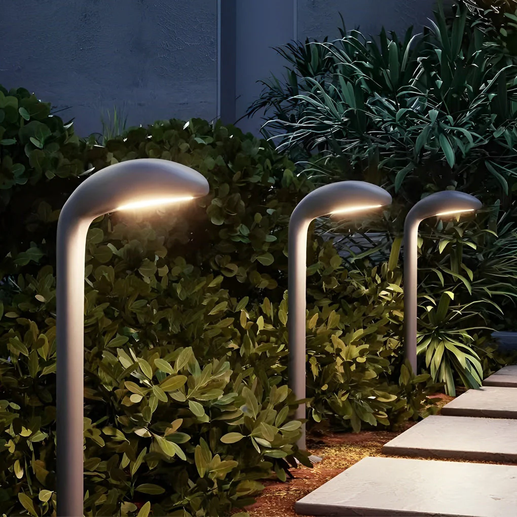 Brigd LED Landscape Outdoor Pathway Lights - Image 6