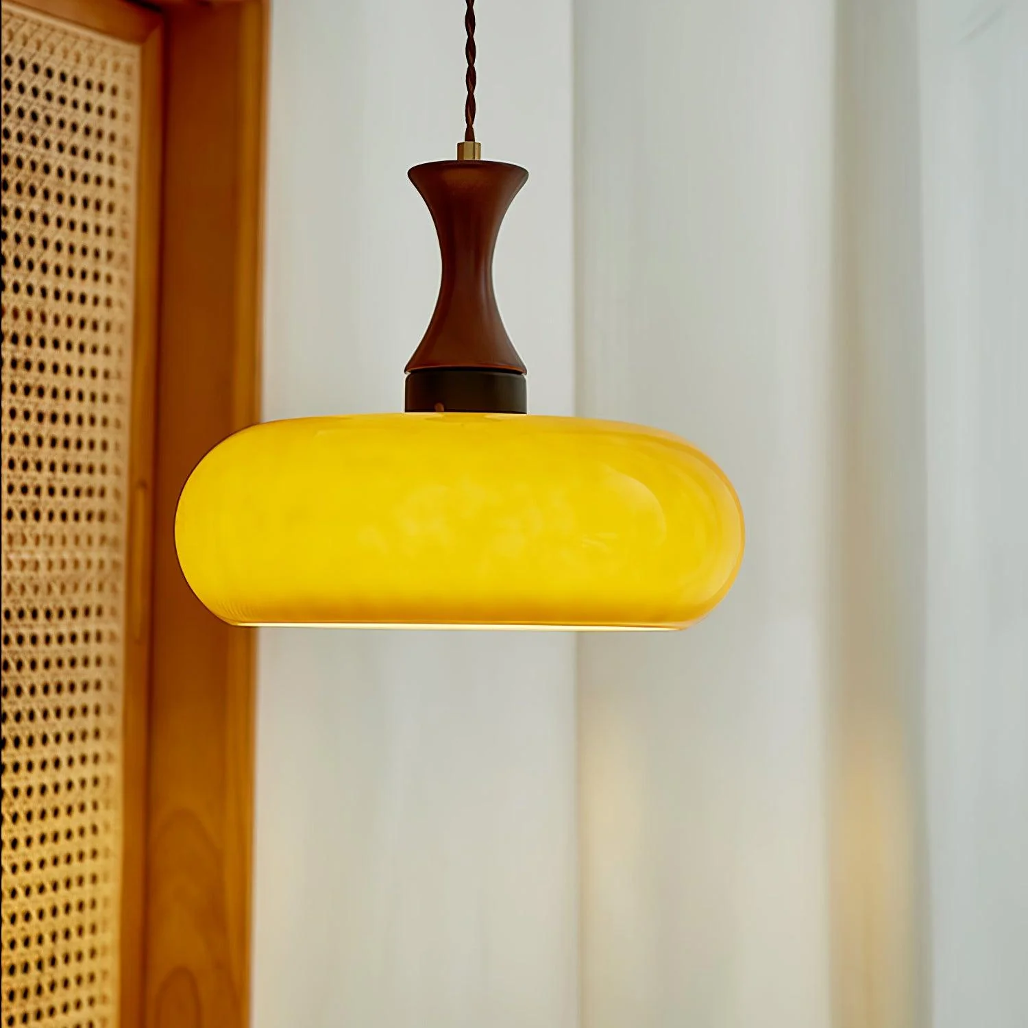 Cadenza Wood Retro Pendant Lamp - Image 11