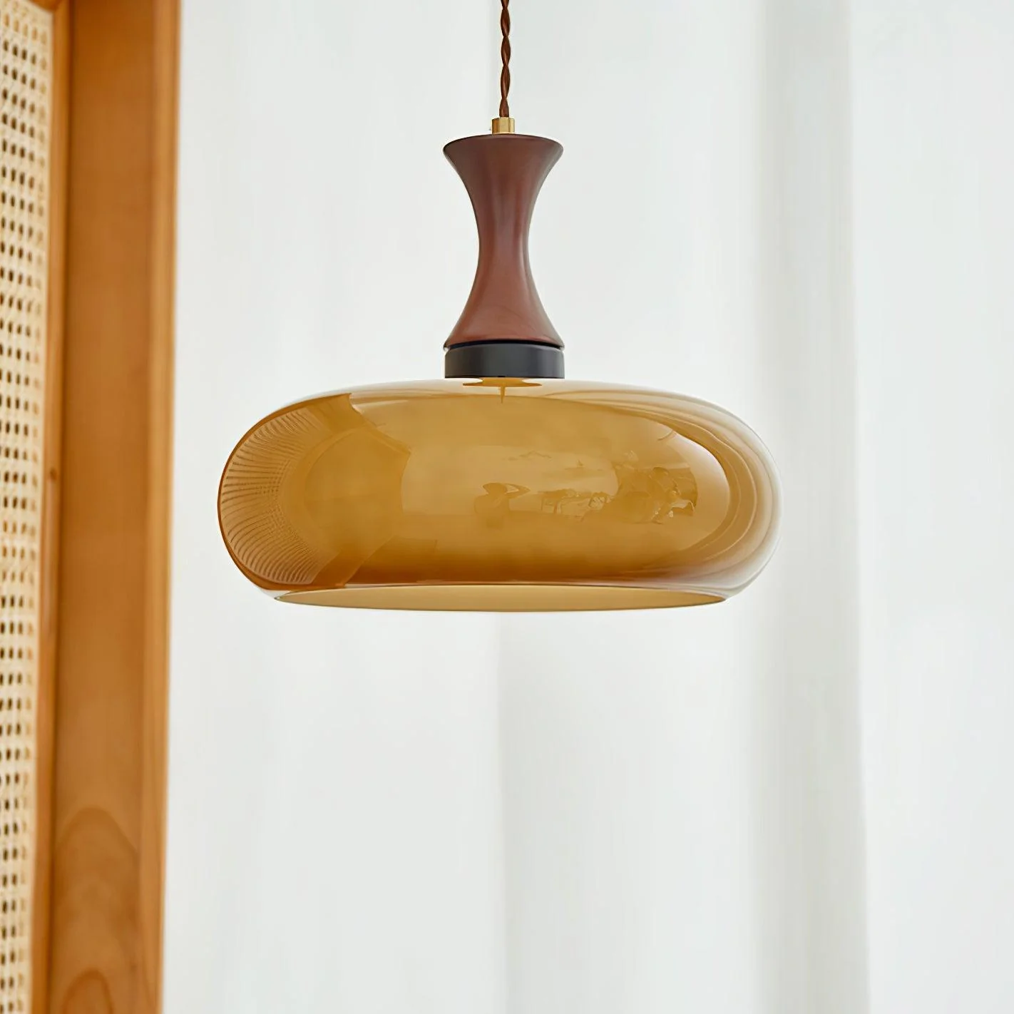 Cadenza Wood Retro Pendant Lamp - Image 15