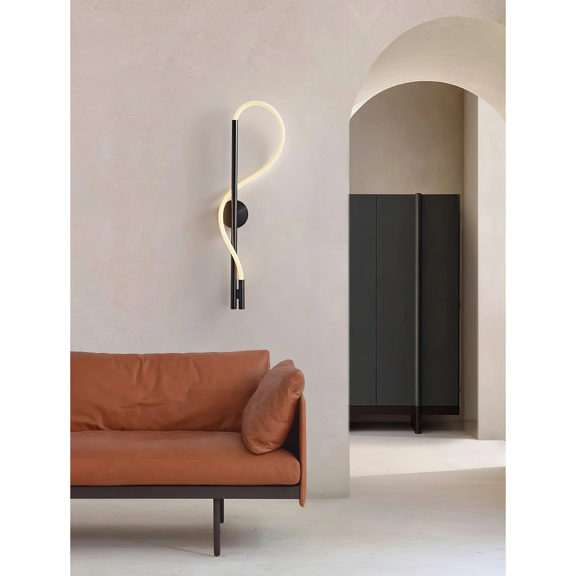 Capella Minimalist Wall Lamp - Image 10