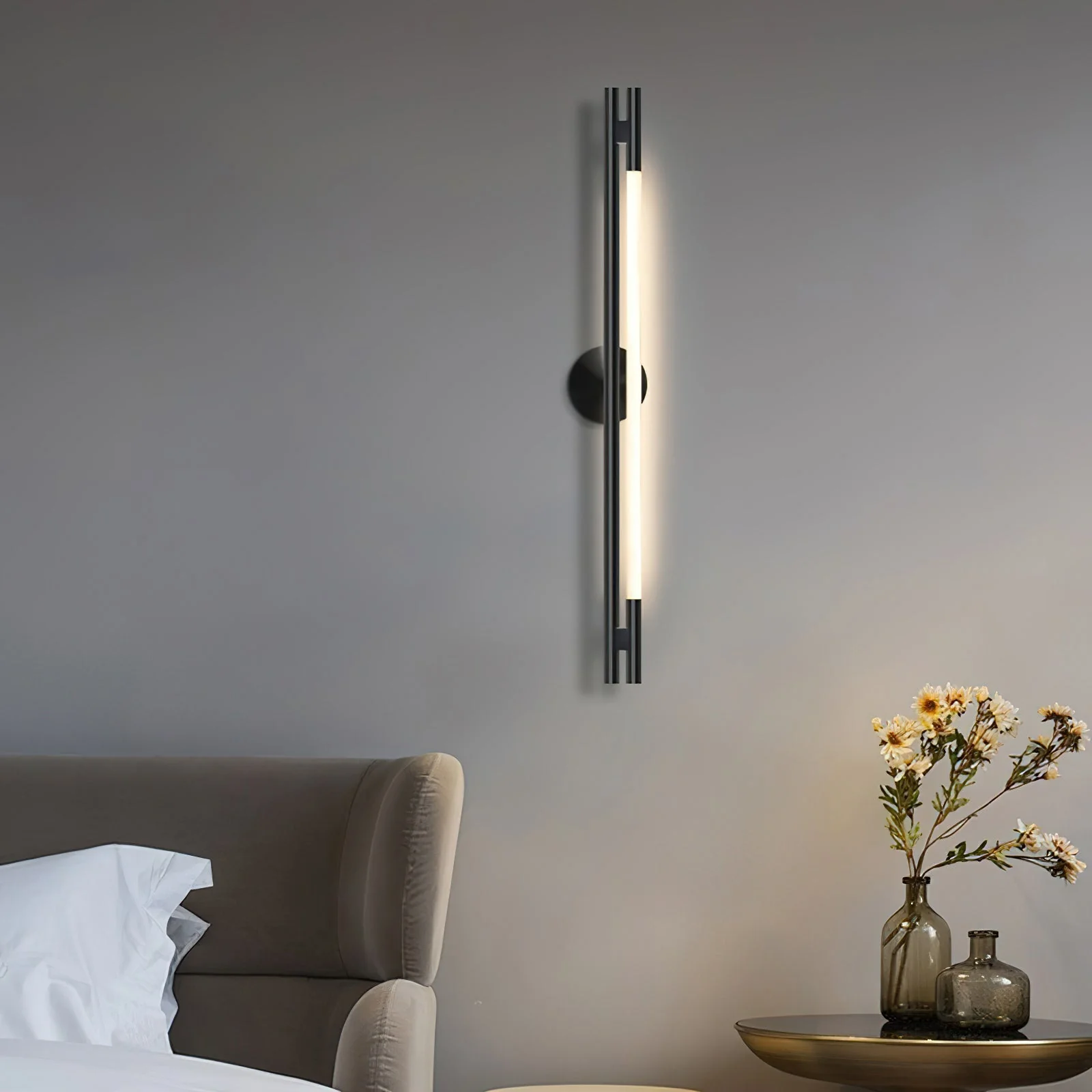 Capella Minimalist Wall Lamp - Image 2