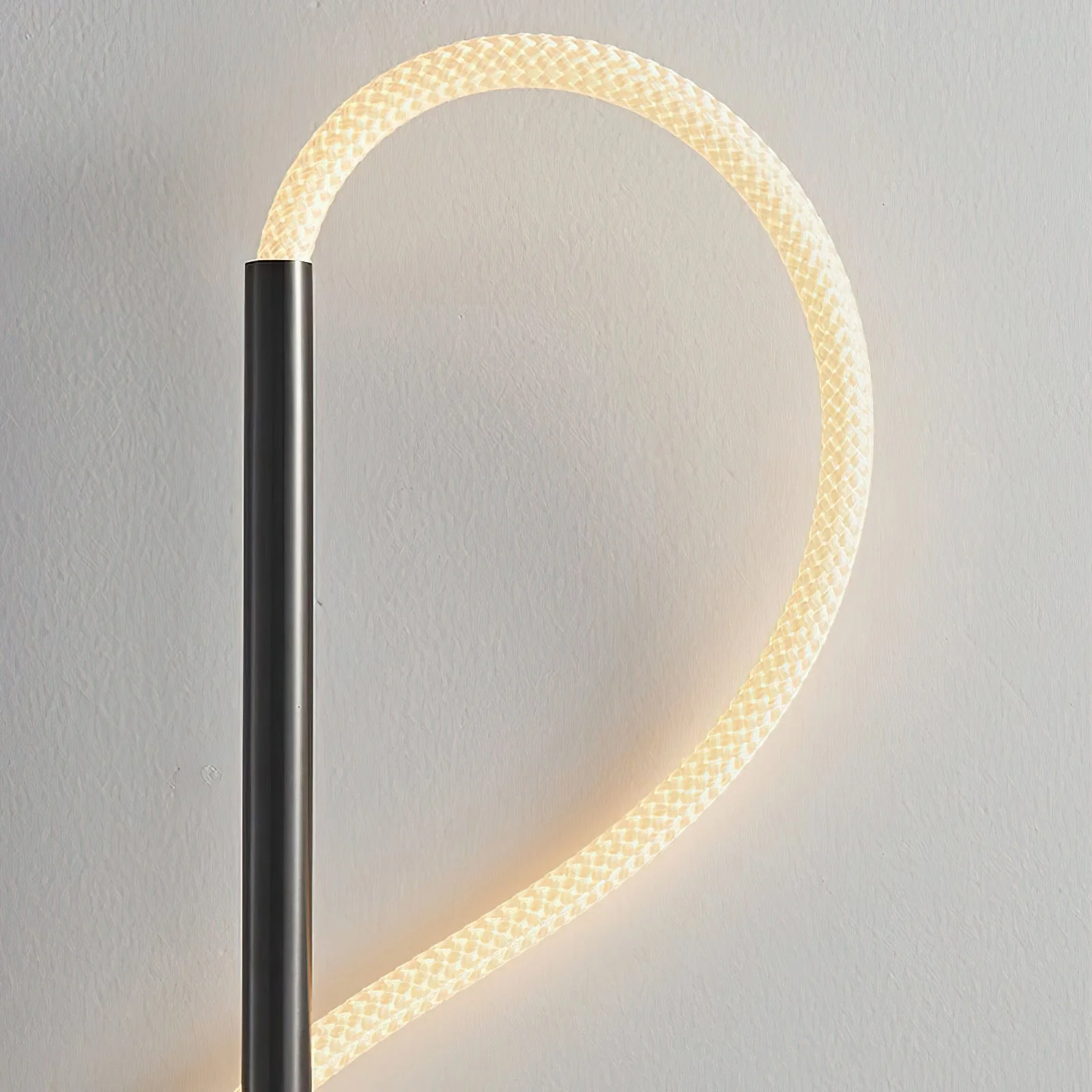 Capella Minimalist Wall Lamp - Image 23