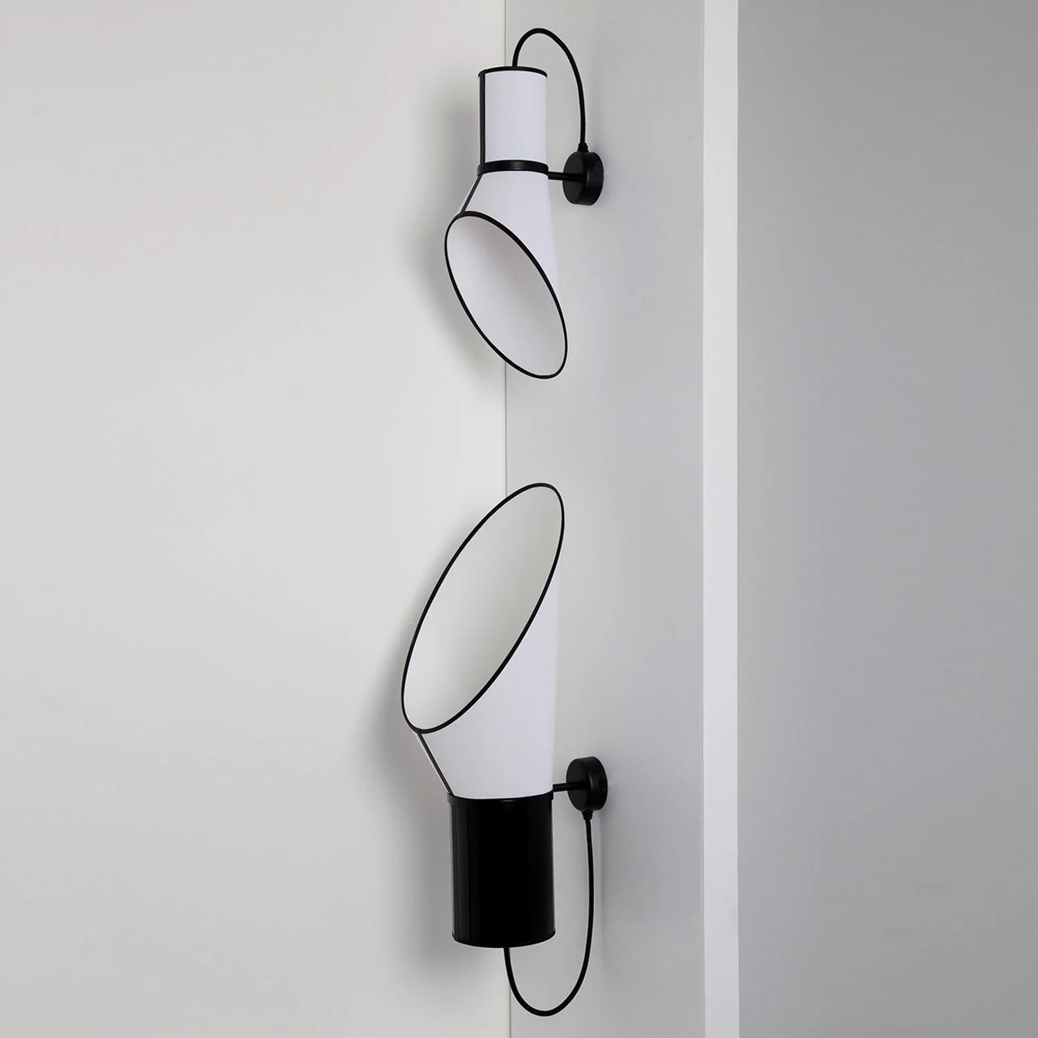 Cargo Modern Fabric Wall Light - Image 9