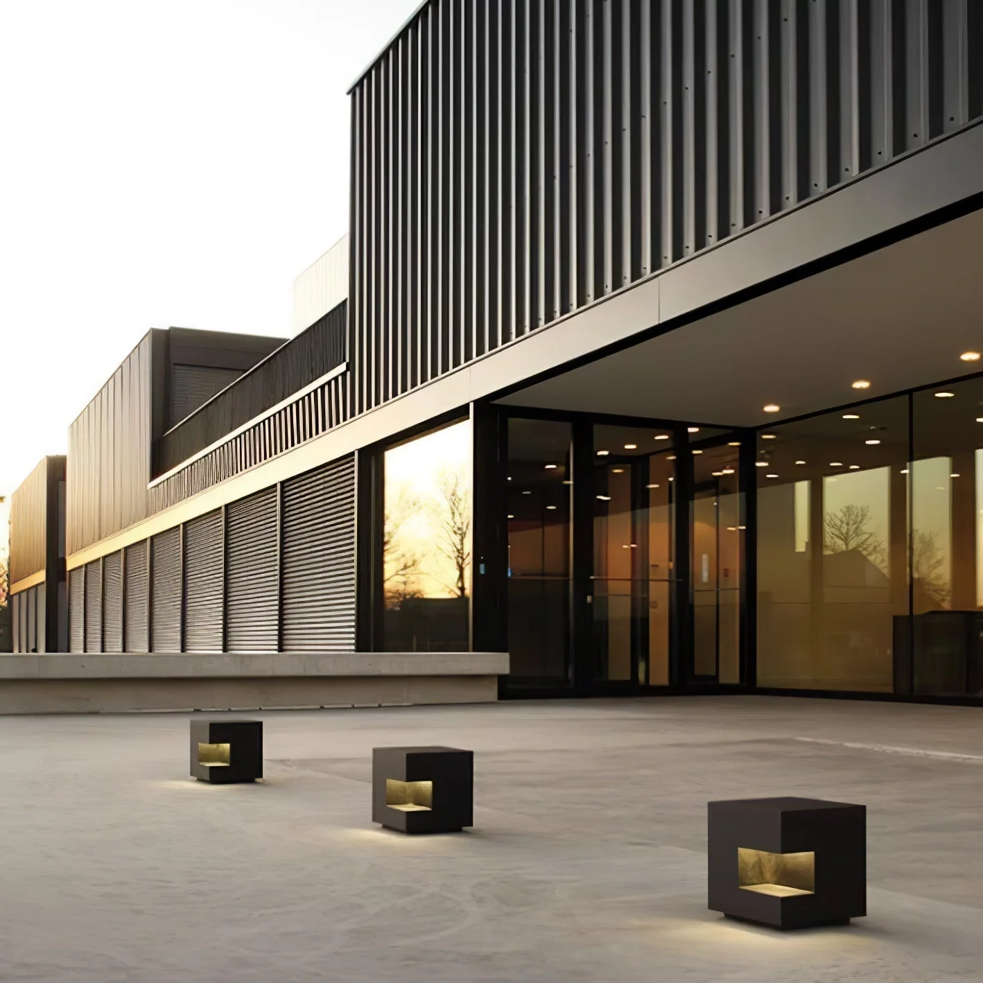 Catherine Modern Outdoor Light - Image 3