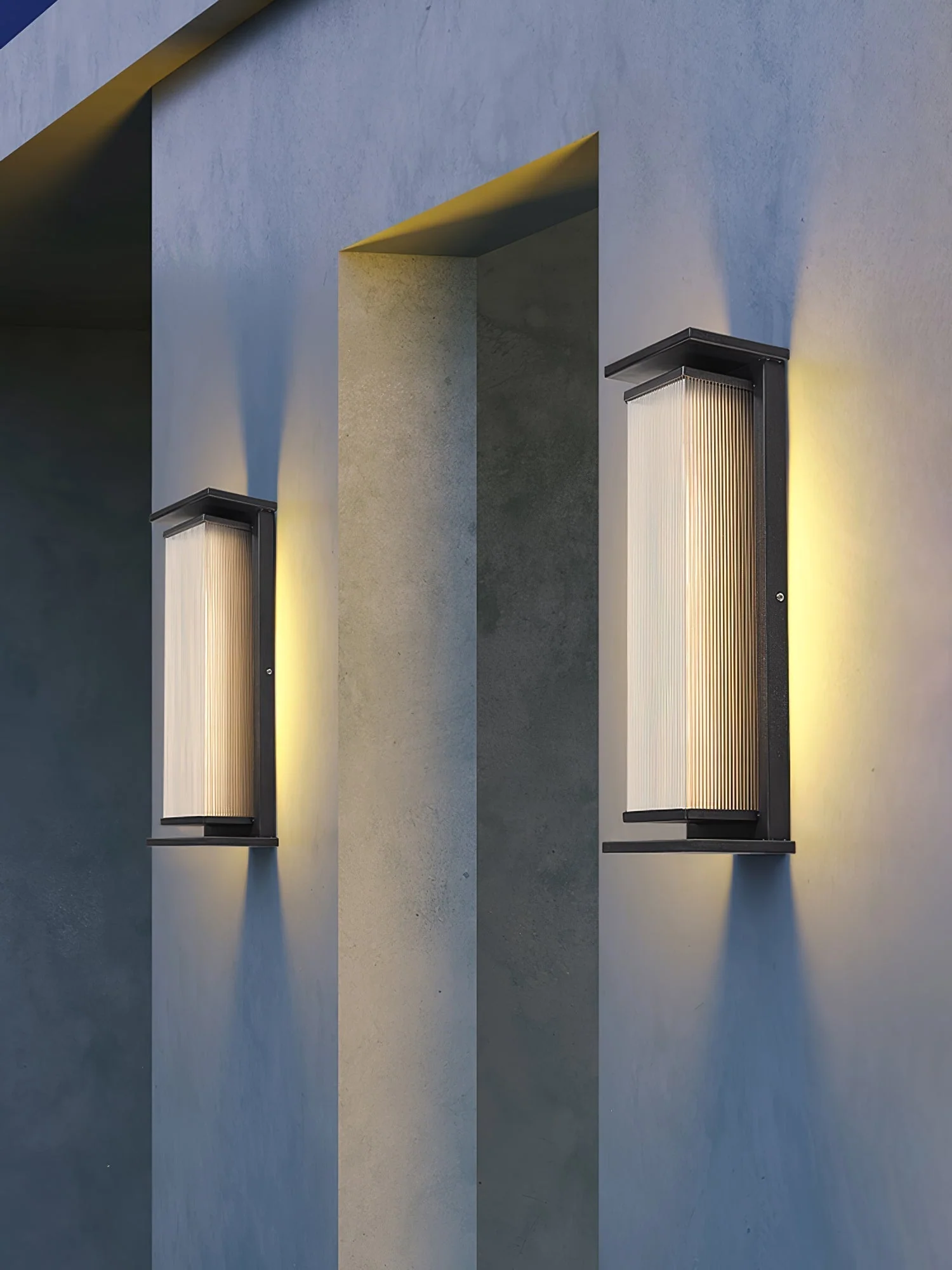 Cesilila Vertical Glass Wall Light - Image 24