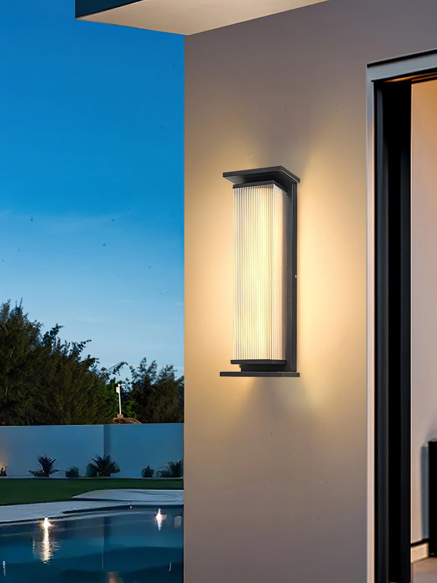 Cesilila Vertical Glass Wall Light - Image 30