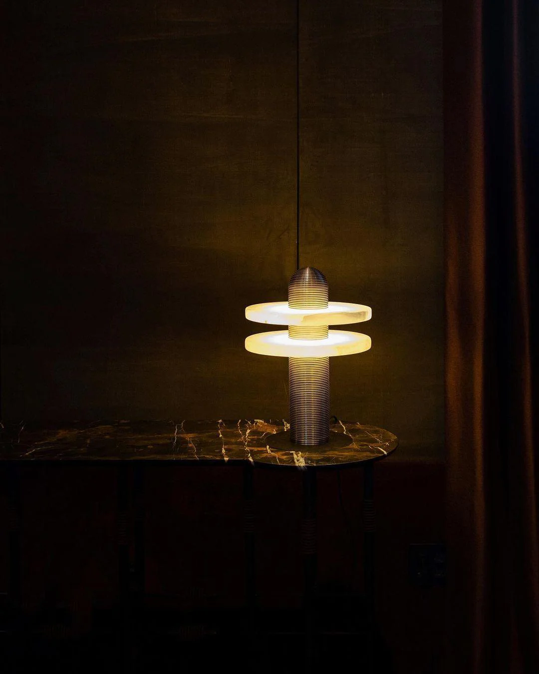 Comet Minimalist Alabaster Table Light - Image 14