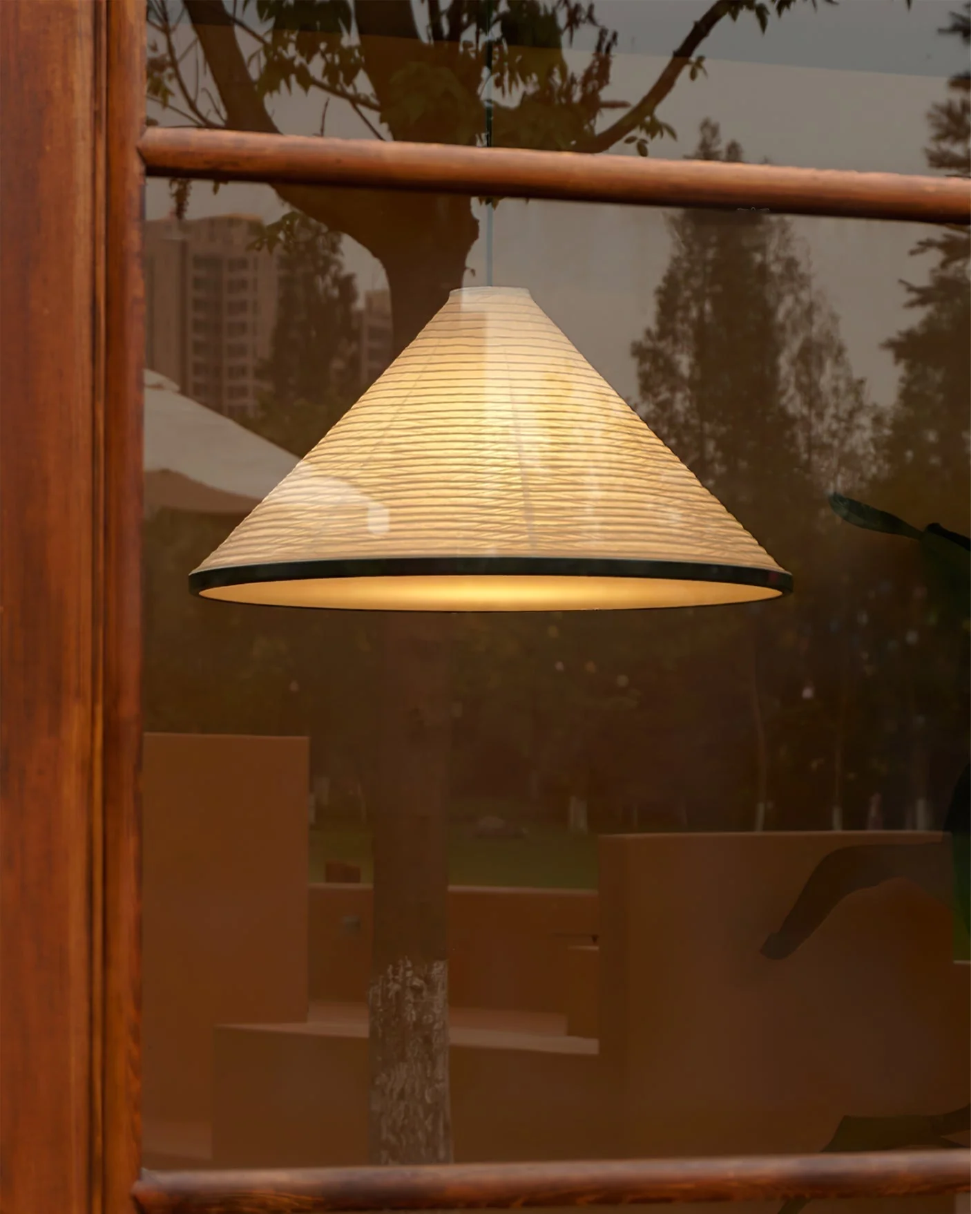 Conic Paper Pyramid Pendant Lamp - Image 4