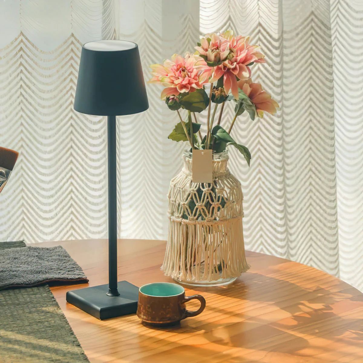 Cordless Modern Table Lamp - Image 38