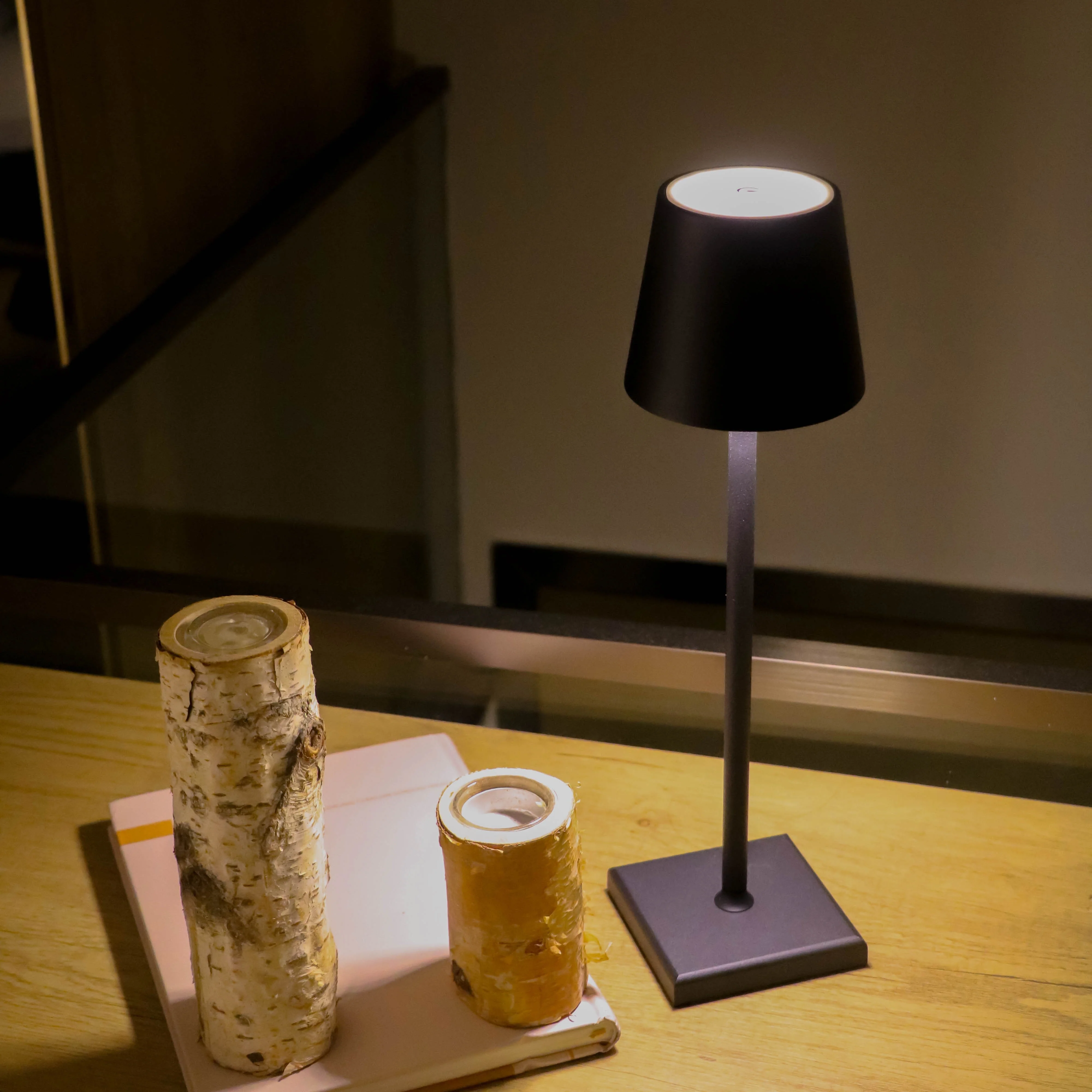 Cordless Modern Table Lamp - Image 42