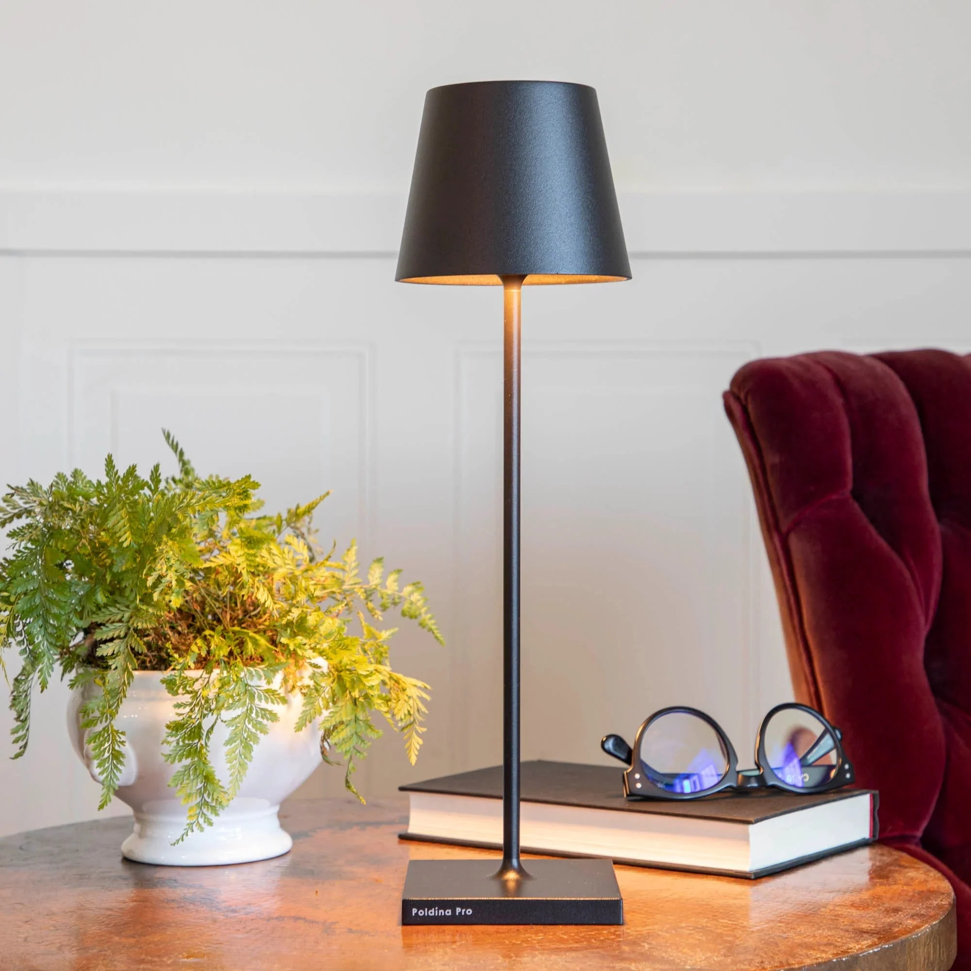 Cordless Modern Table Lamp - Image 5