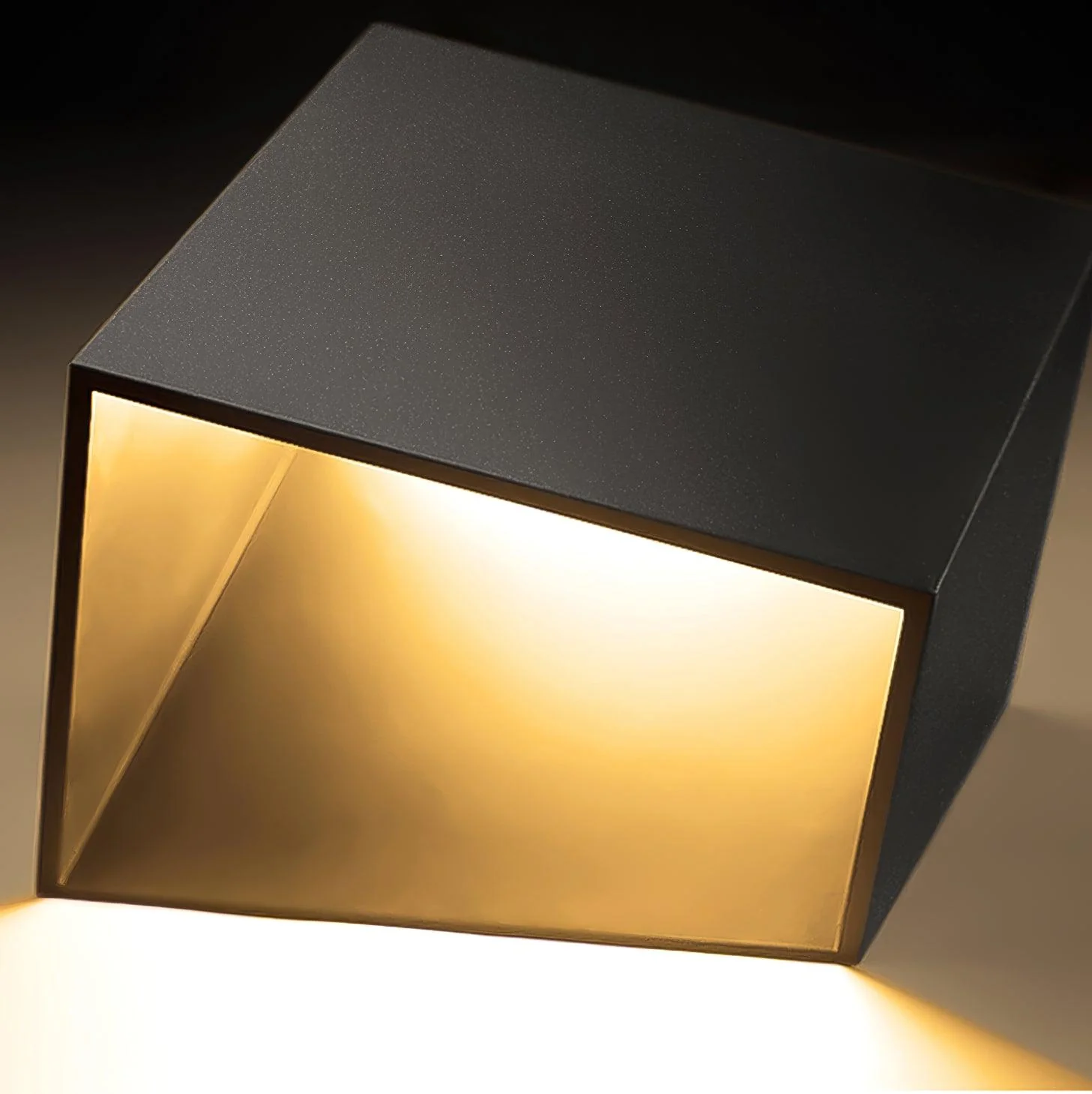 Pearl Modern Outdoor Light - Image 51
