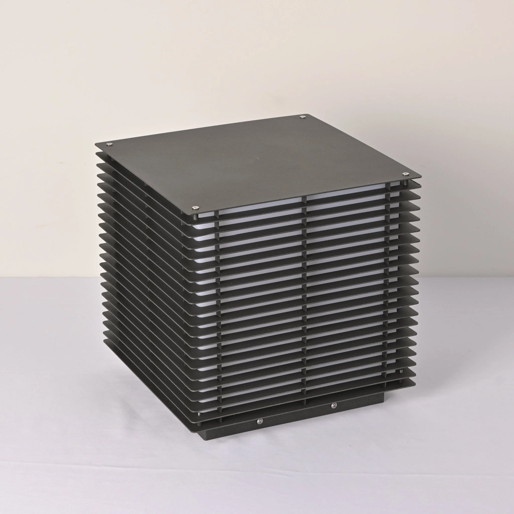 Cubra Grid Post Outdoor Light - Image 3